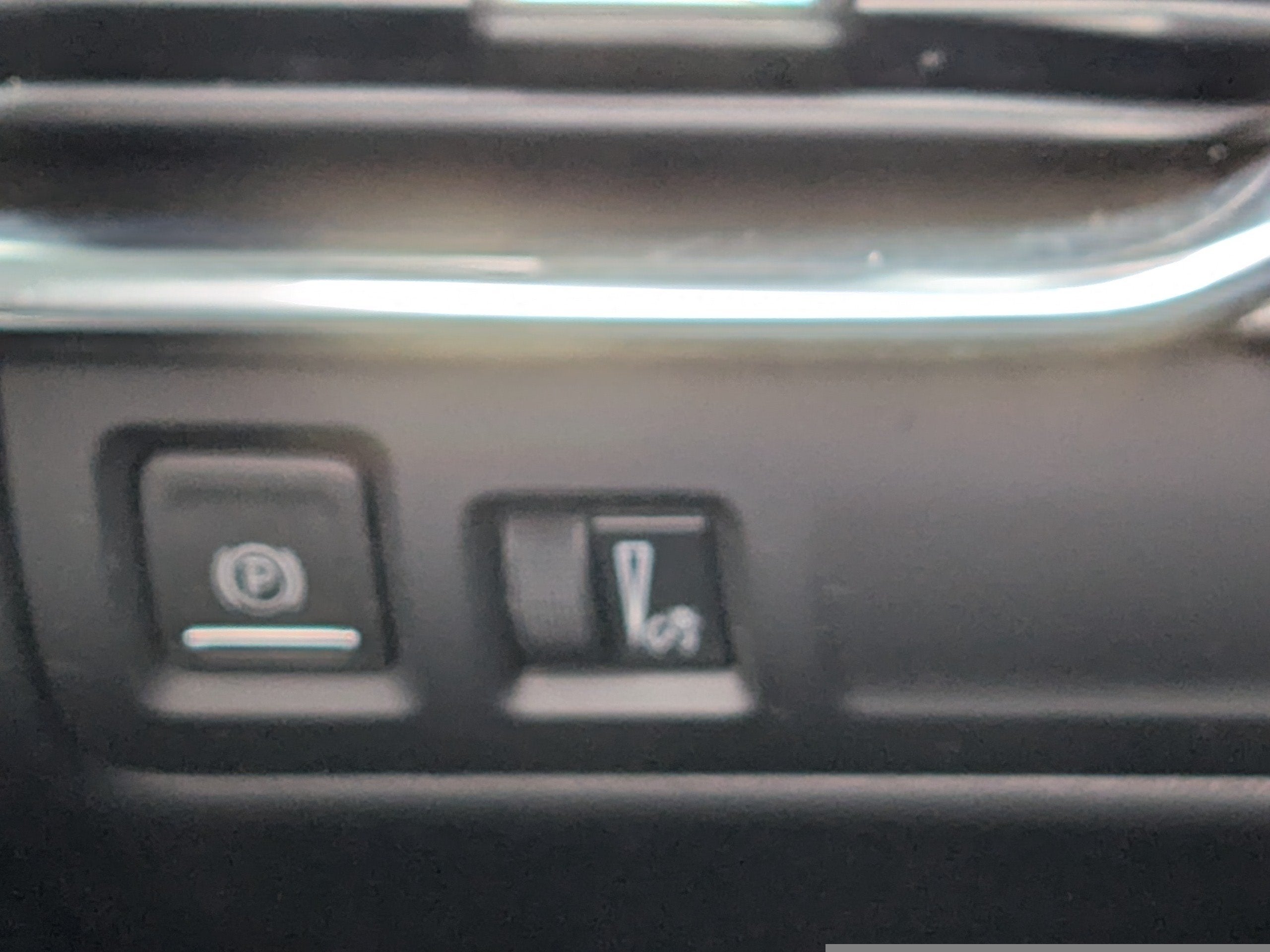 2023 Cadillac XT4 AWD Luxury