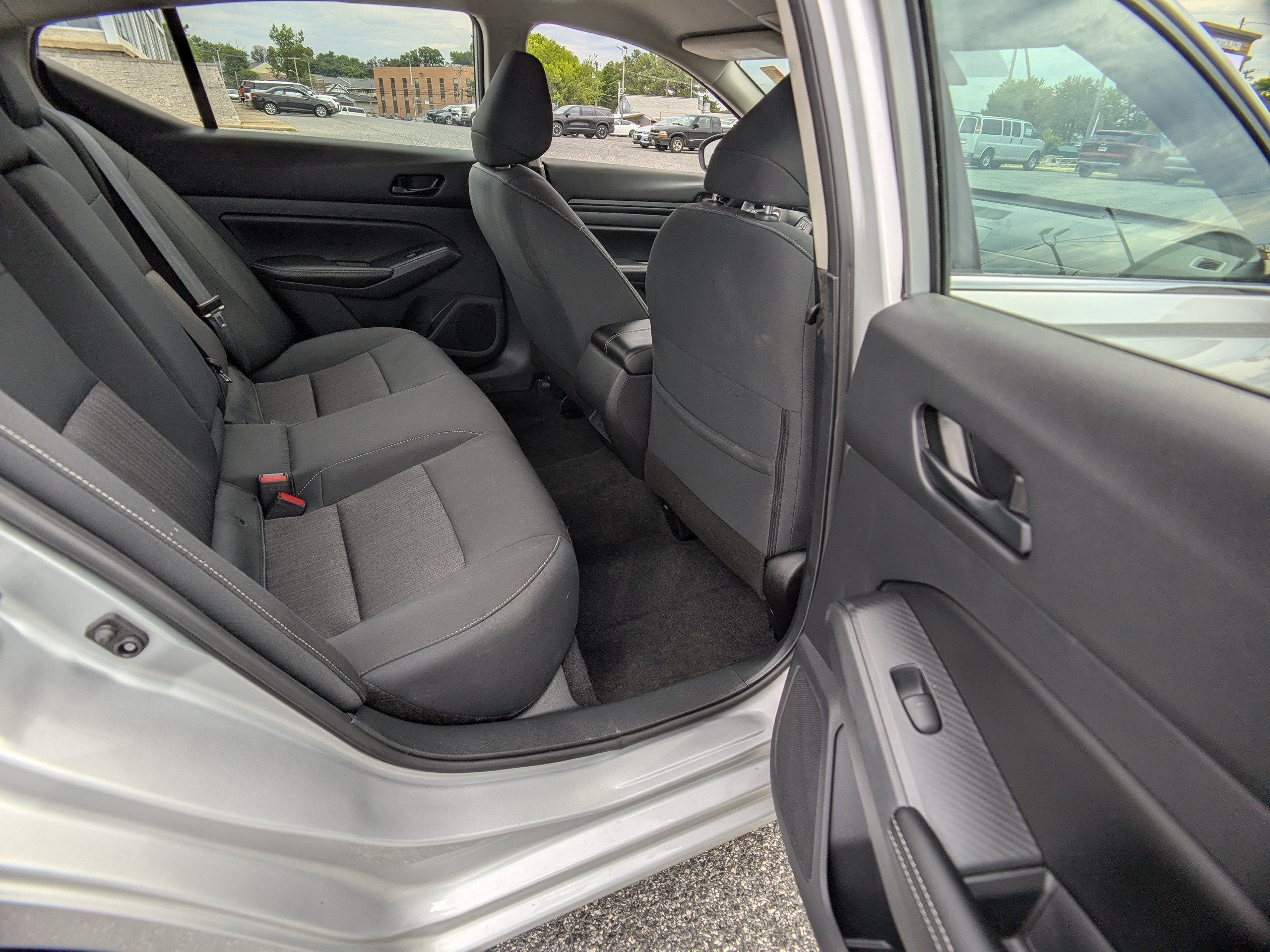 2025 Nissan Altima SV