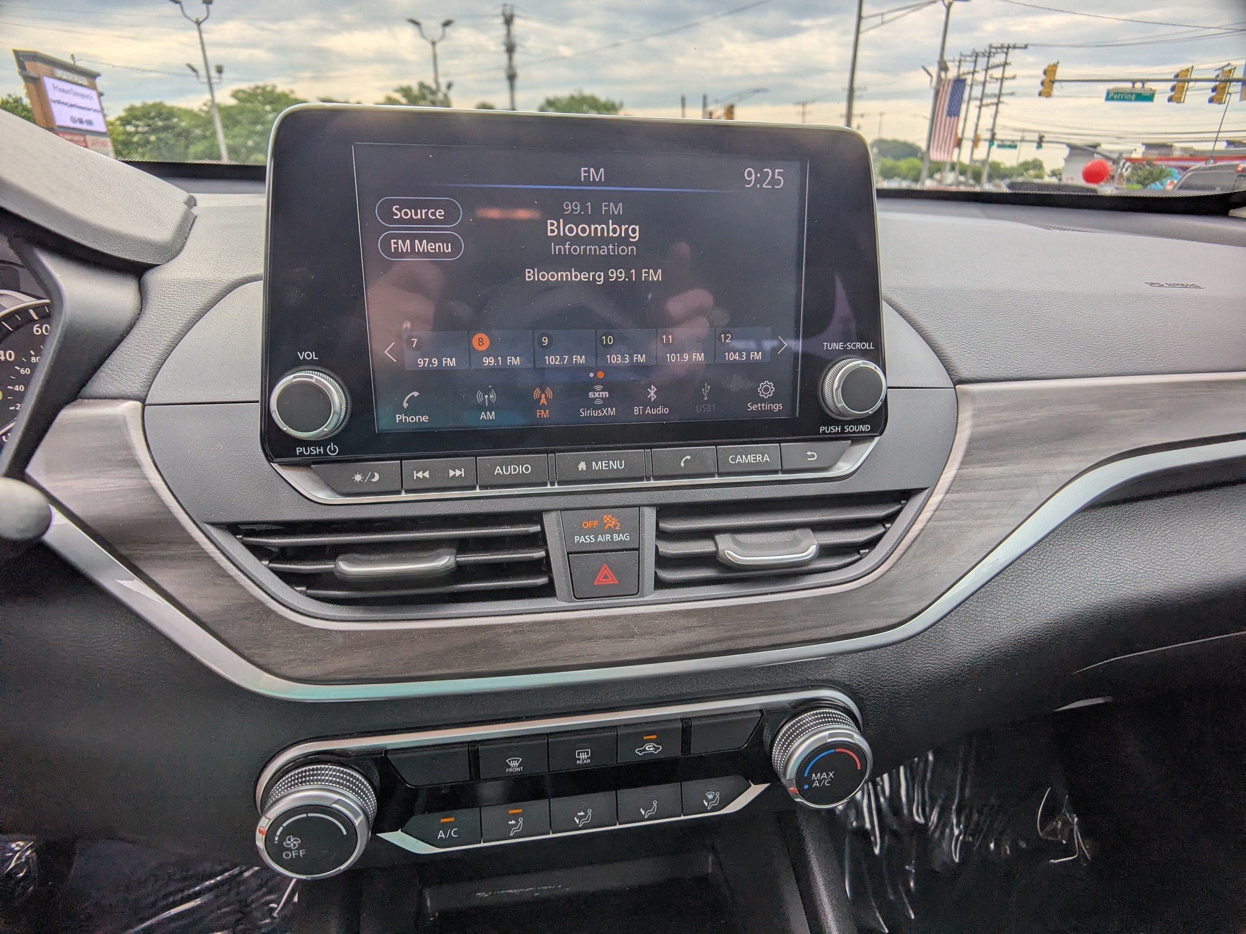 2025 Nissan Altima SV
