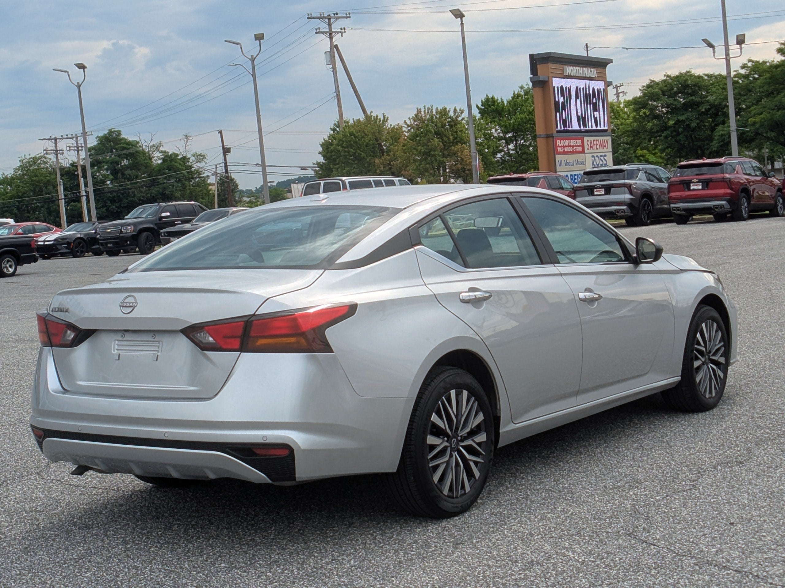 2025 Nissan Altima SV