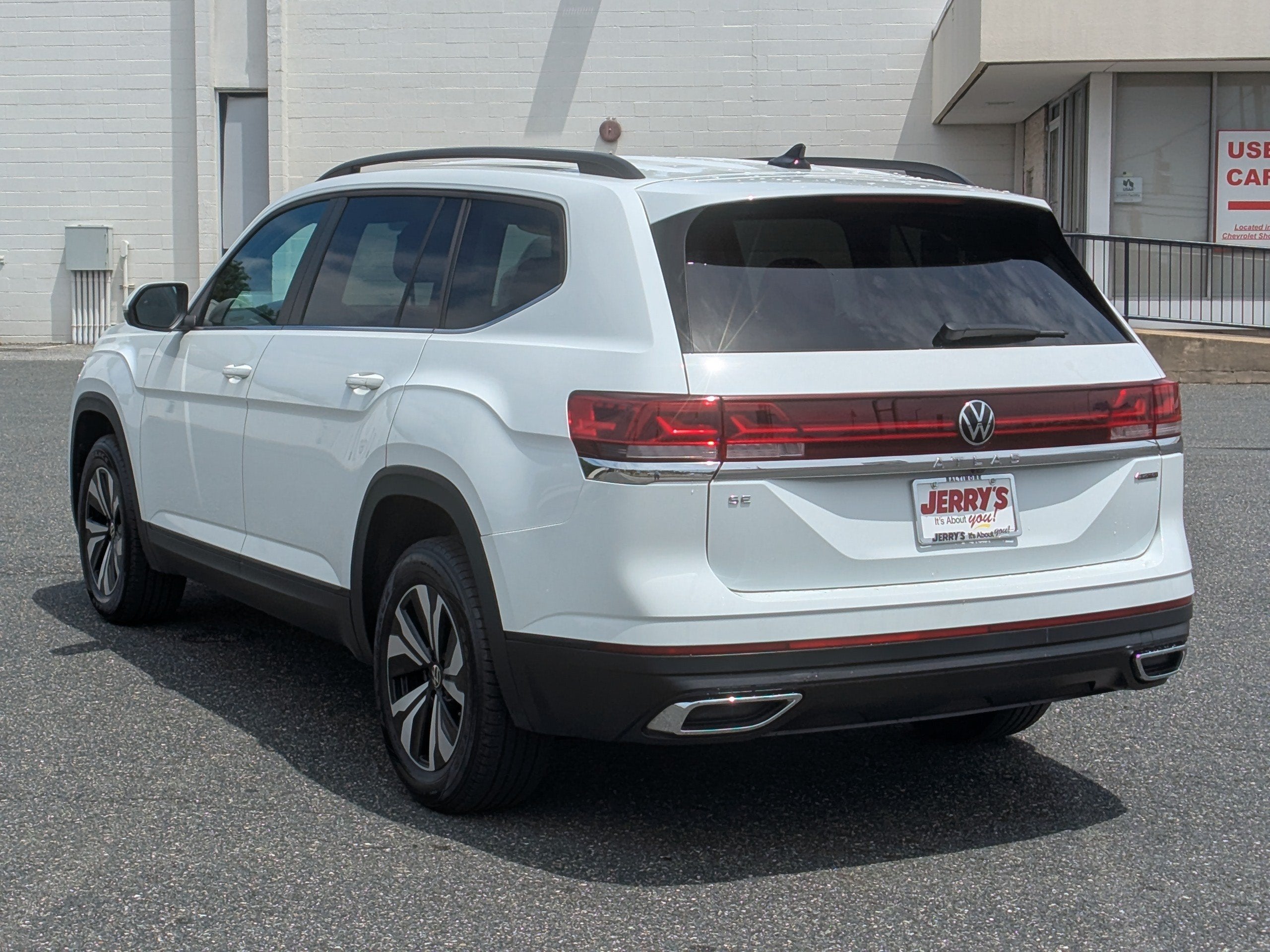 2024 Volkswagen Atlas 2.0T SE