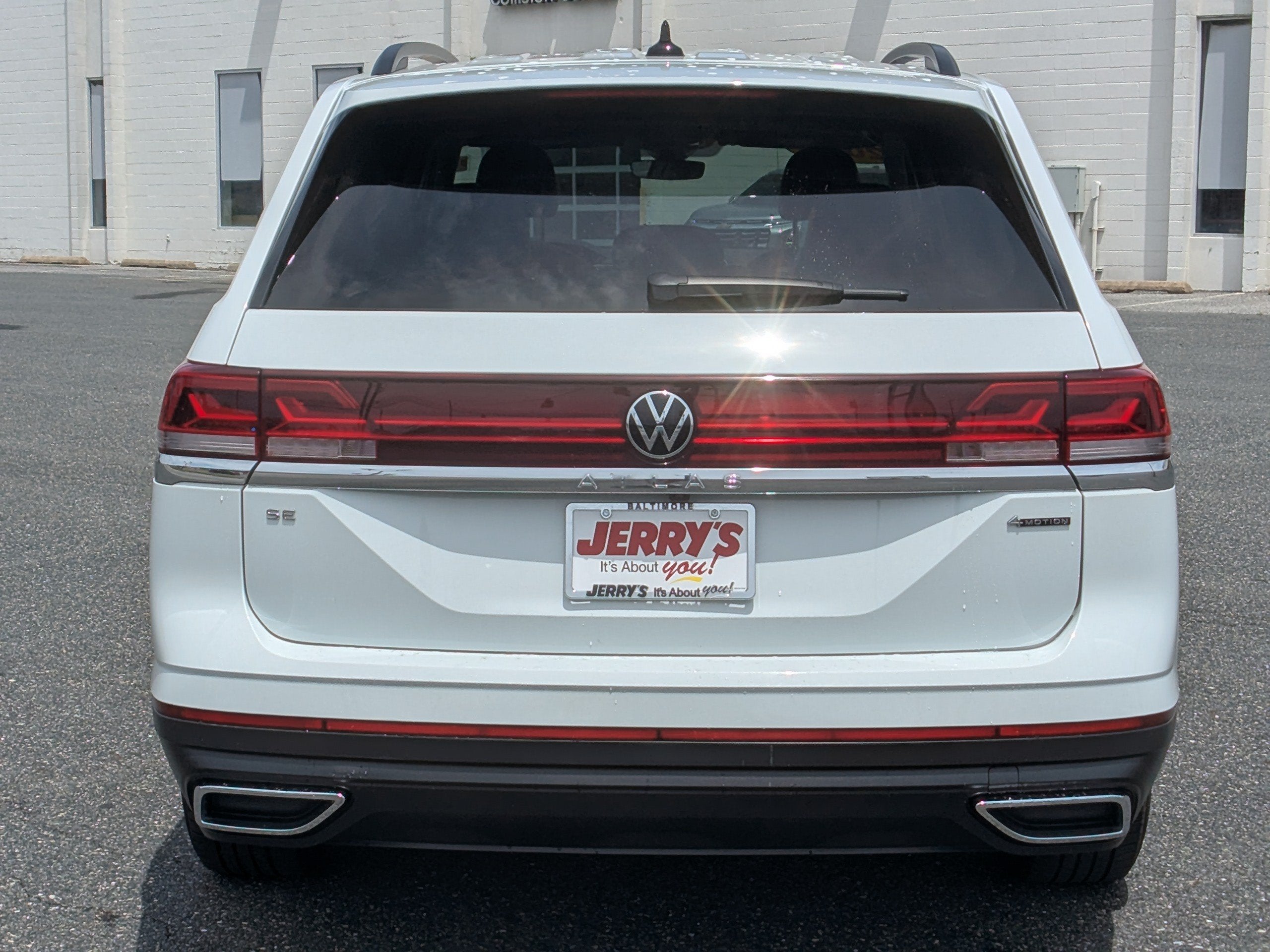 2024 Volkswagen Atlas 2.0T SE