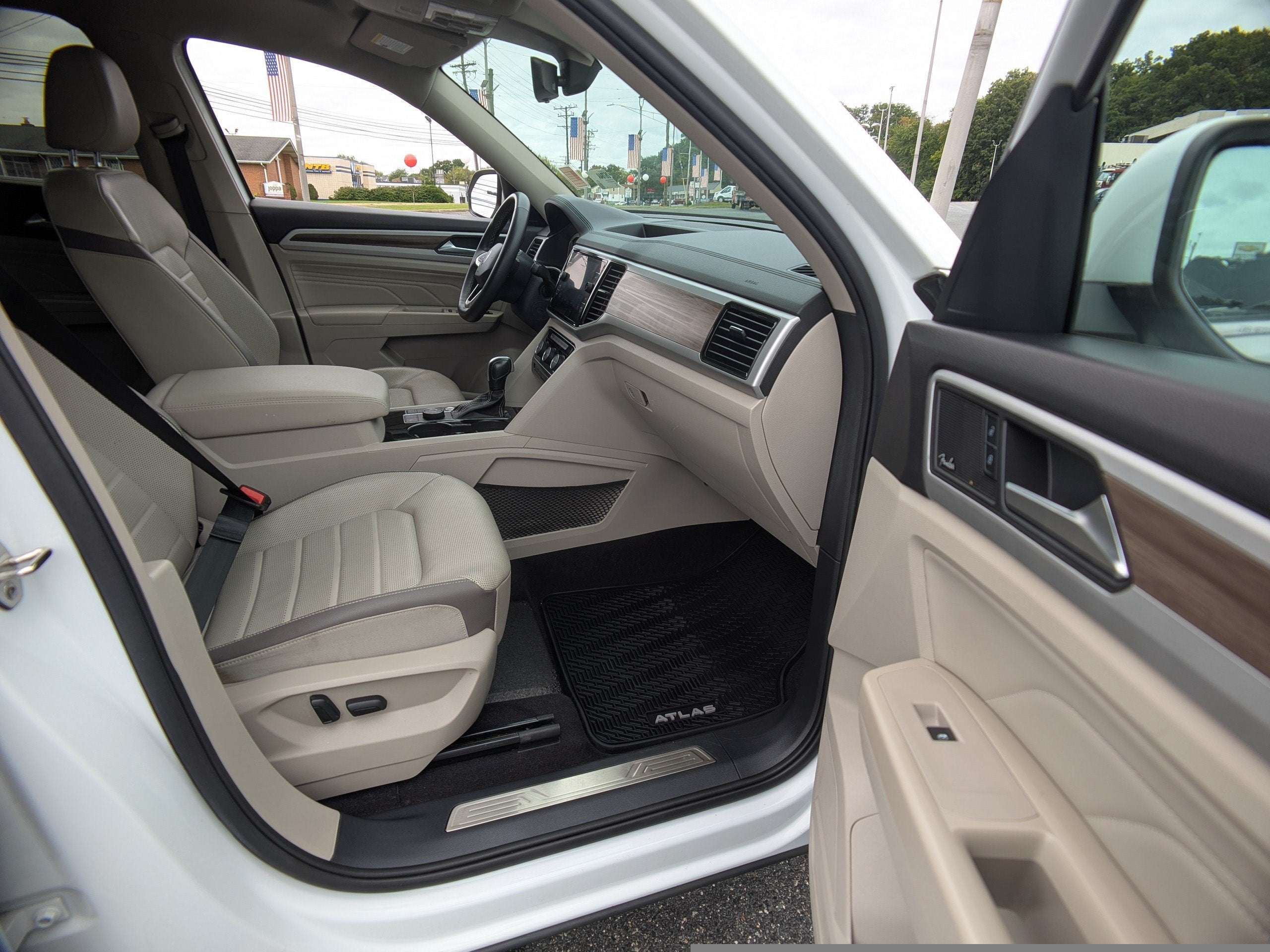 2021 Volkswagen Atlas 3.6L V6 SEL Premium