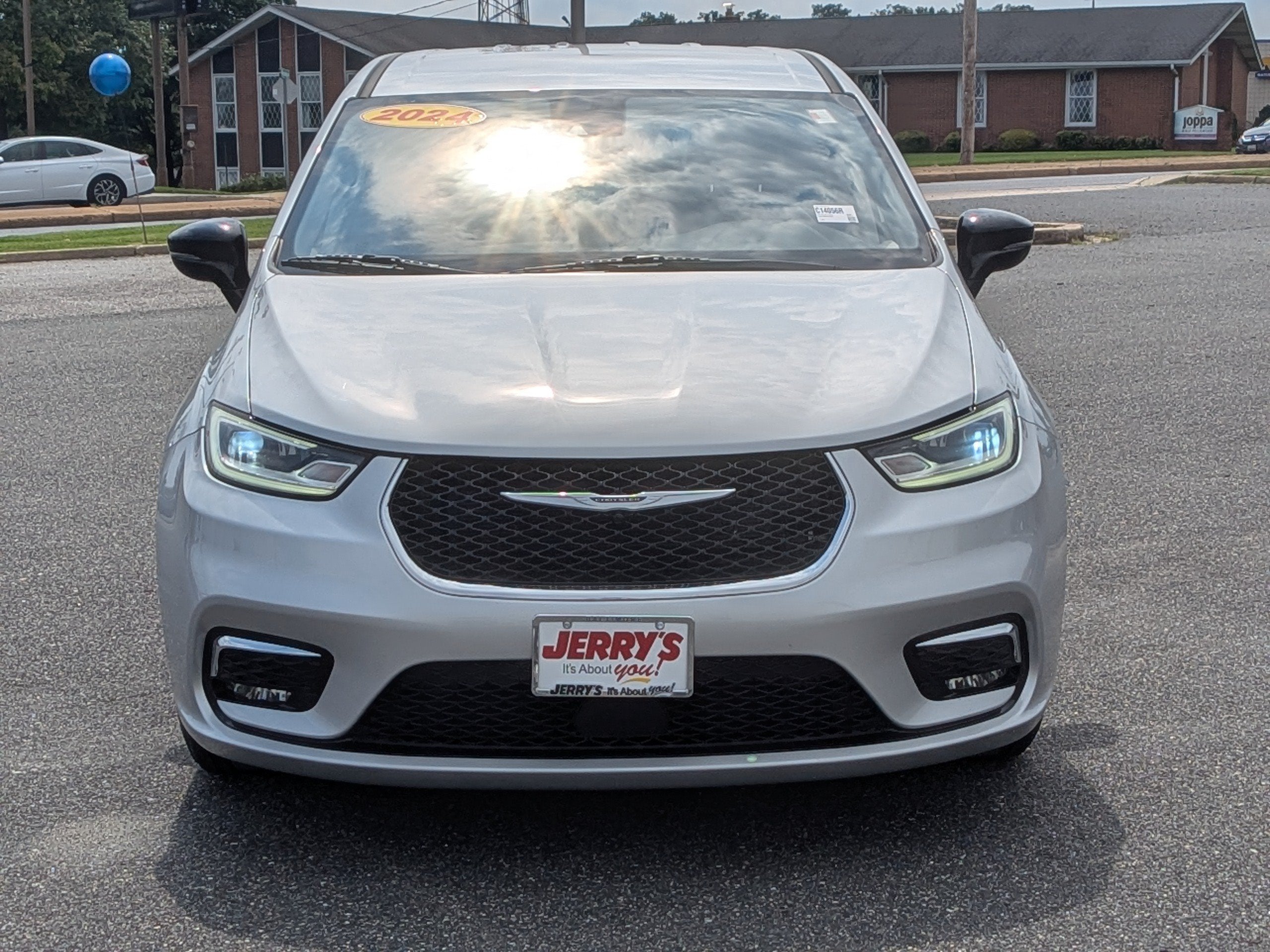 2024 Chrysler Pacifica Touring L