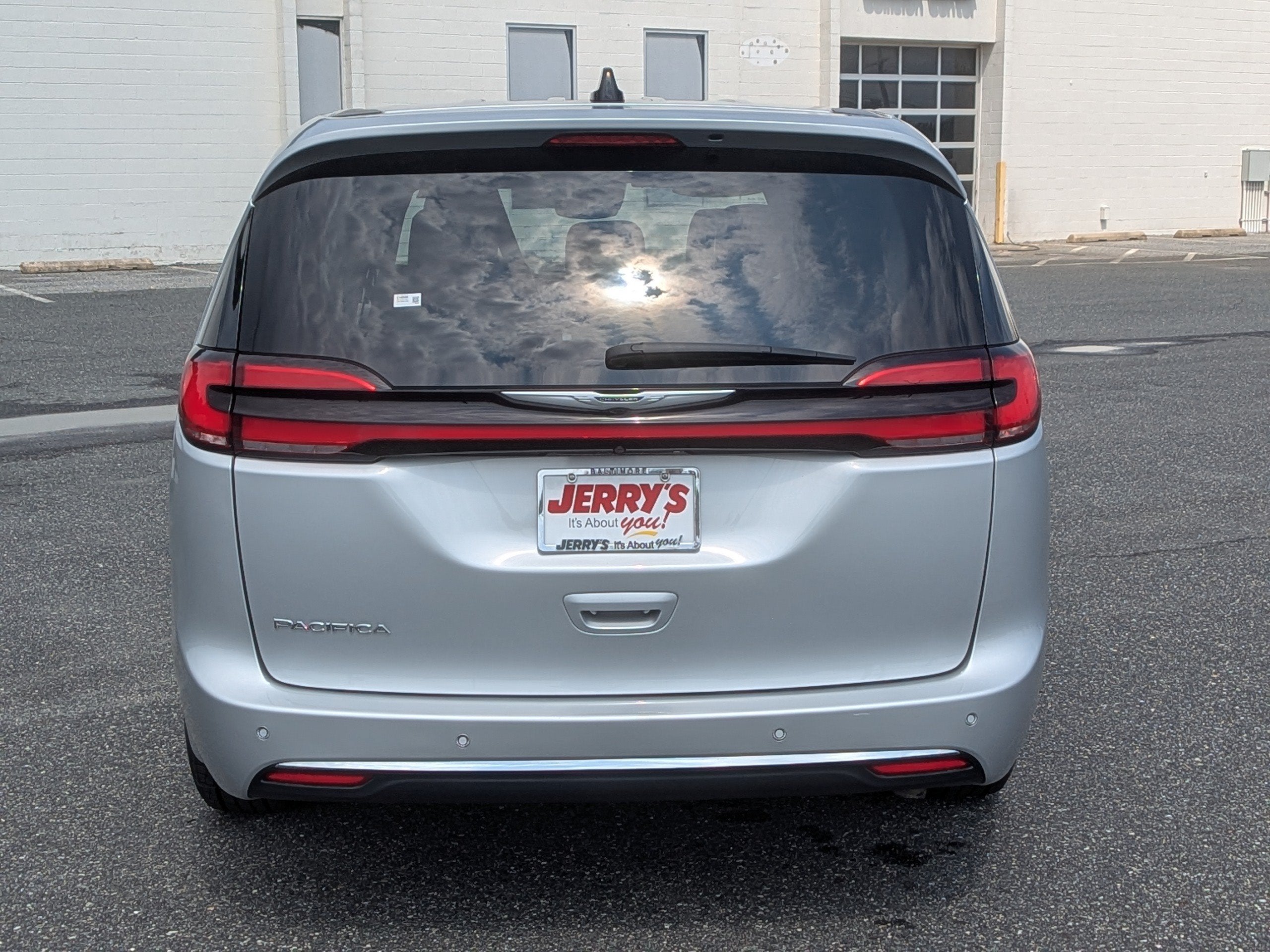 2024 Chrysler Pacifica Touring L