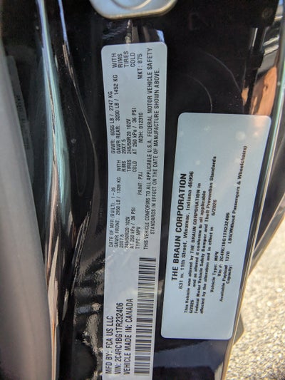 2026 Chrysler Pacifica Select