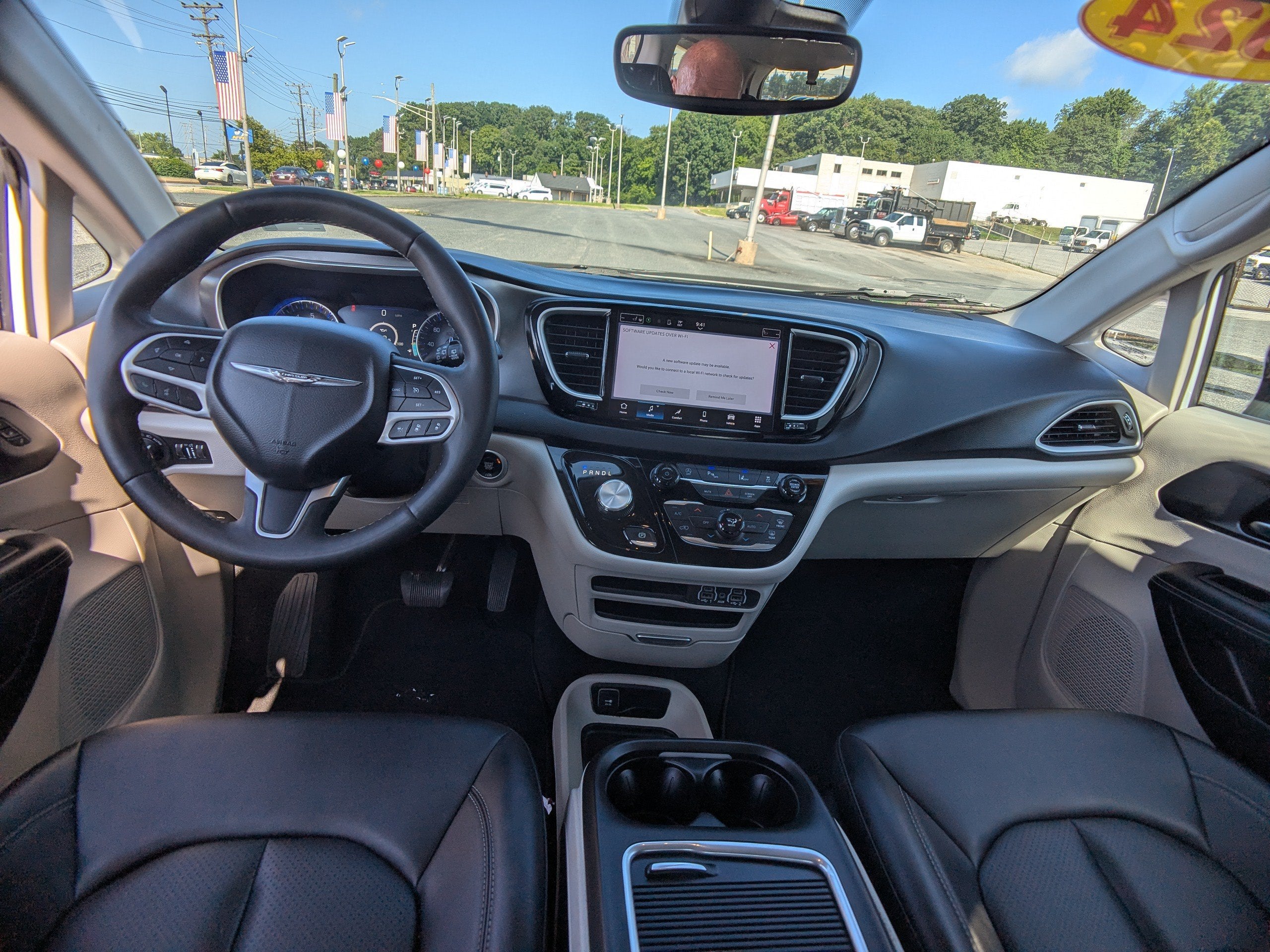 2024 Chrysler Pacifica Touring L