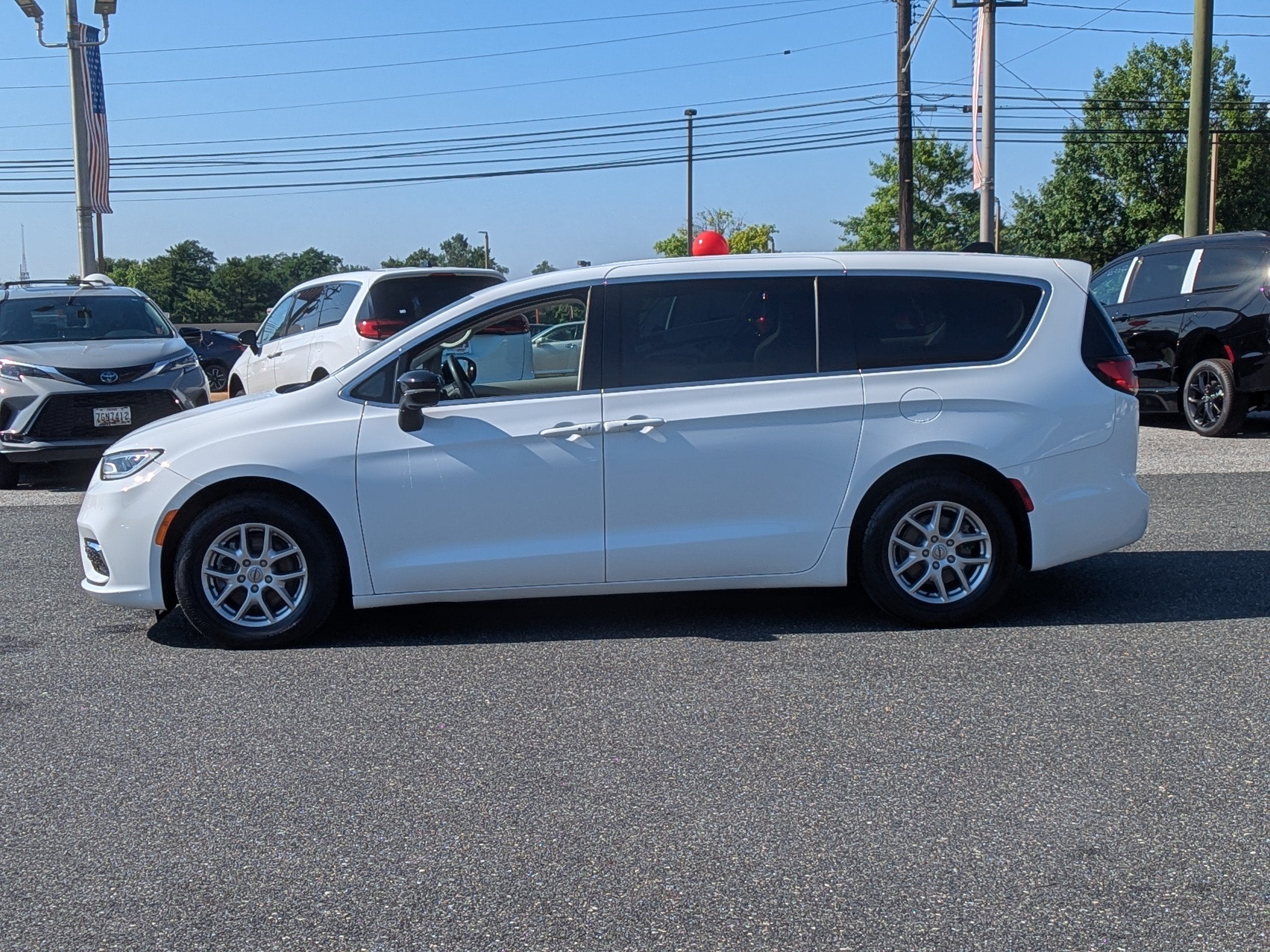 2024 Chrysler Pacifica Touring L