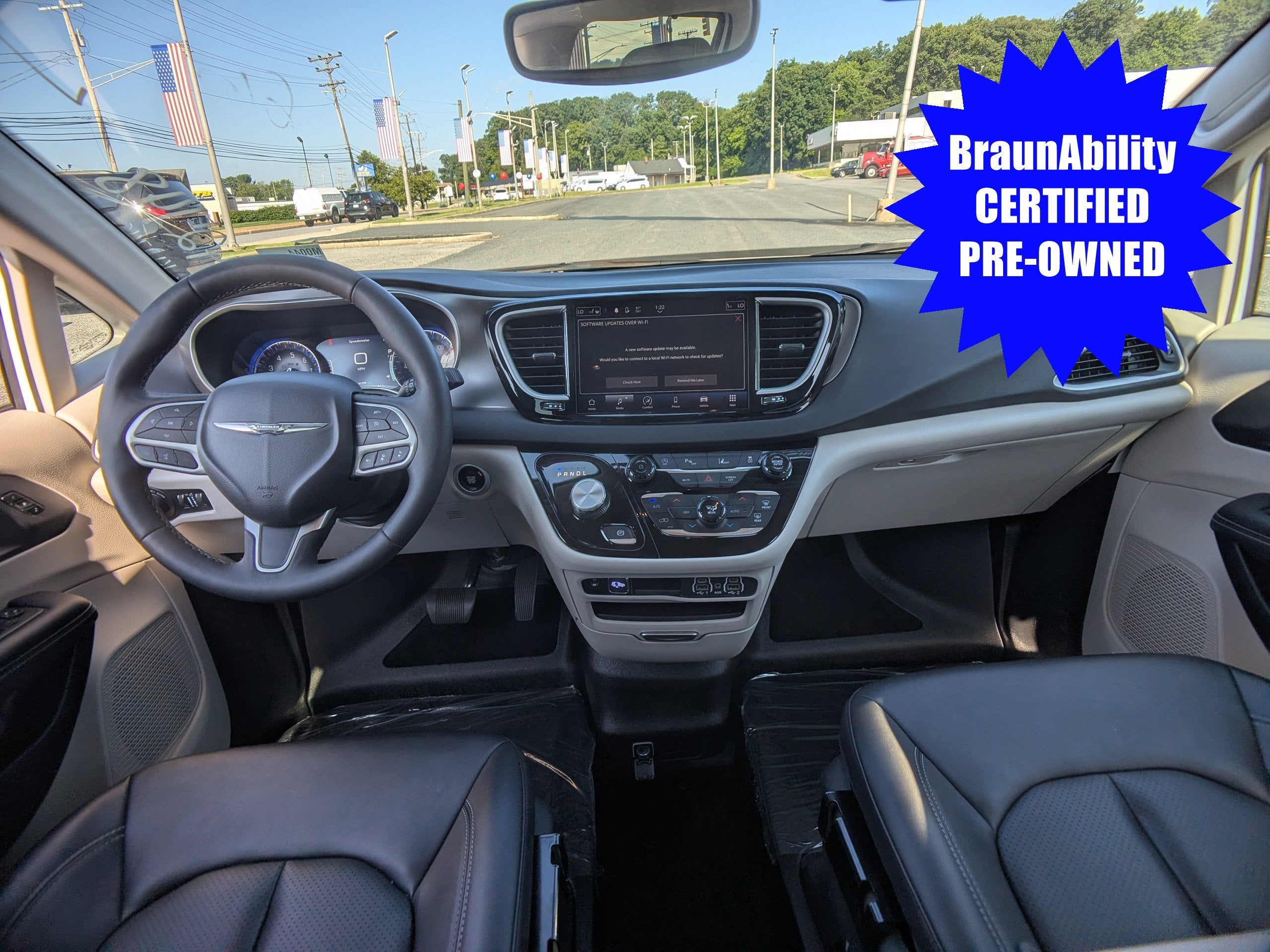 2024 Chrysler Pacifica Touring L