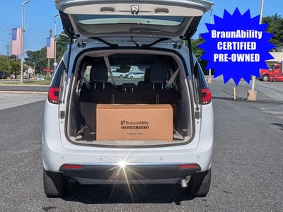 2024 Chrysler Pacifica Touring L