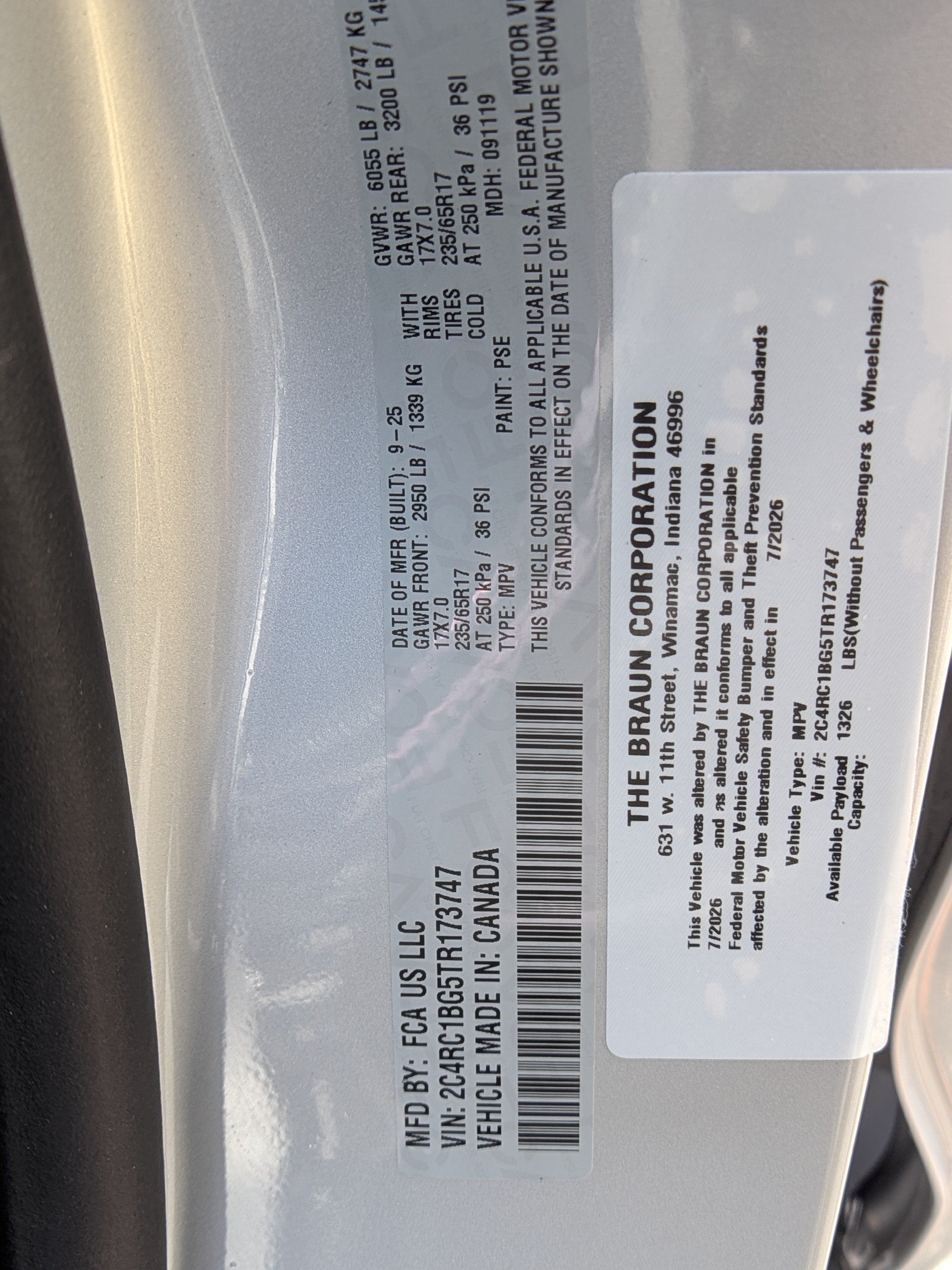2026 Chrysler Pacifica Select