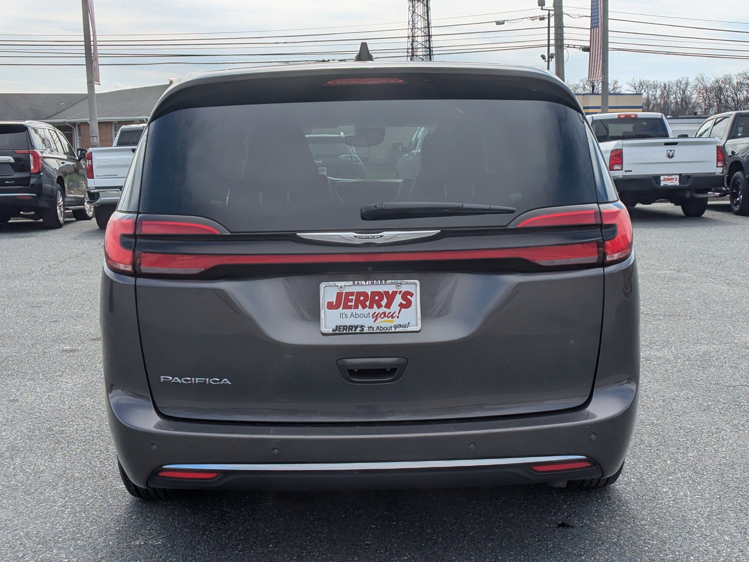 2023 Chrysler Pacifica Touring L