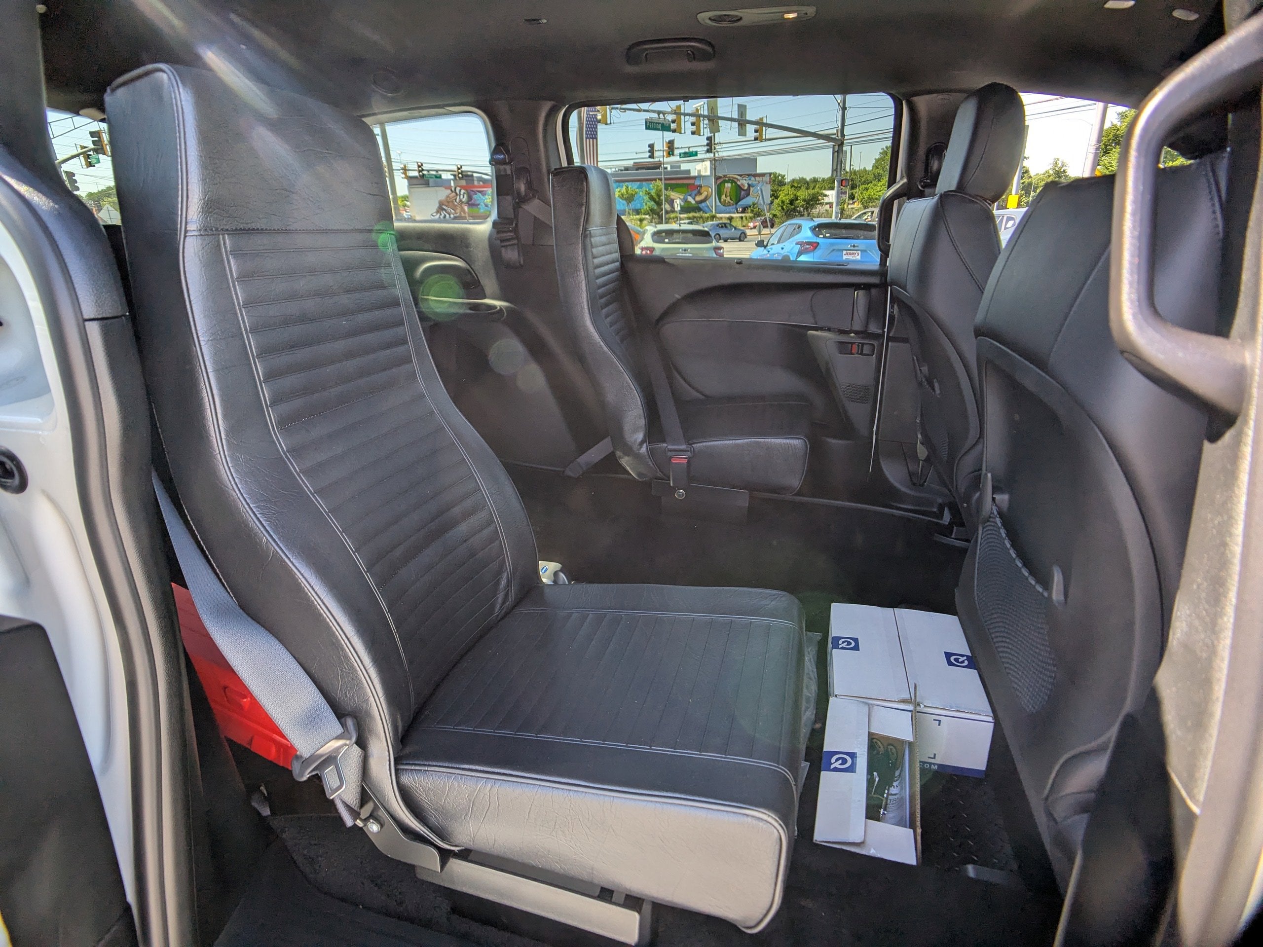 2026 Chrysler Voyager LX