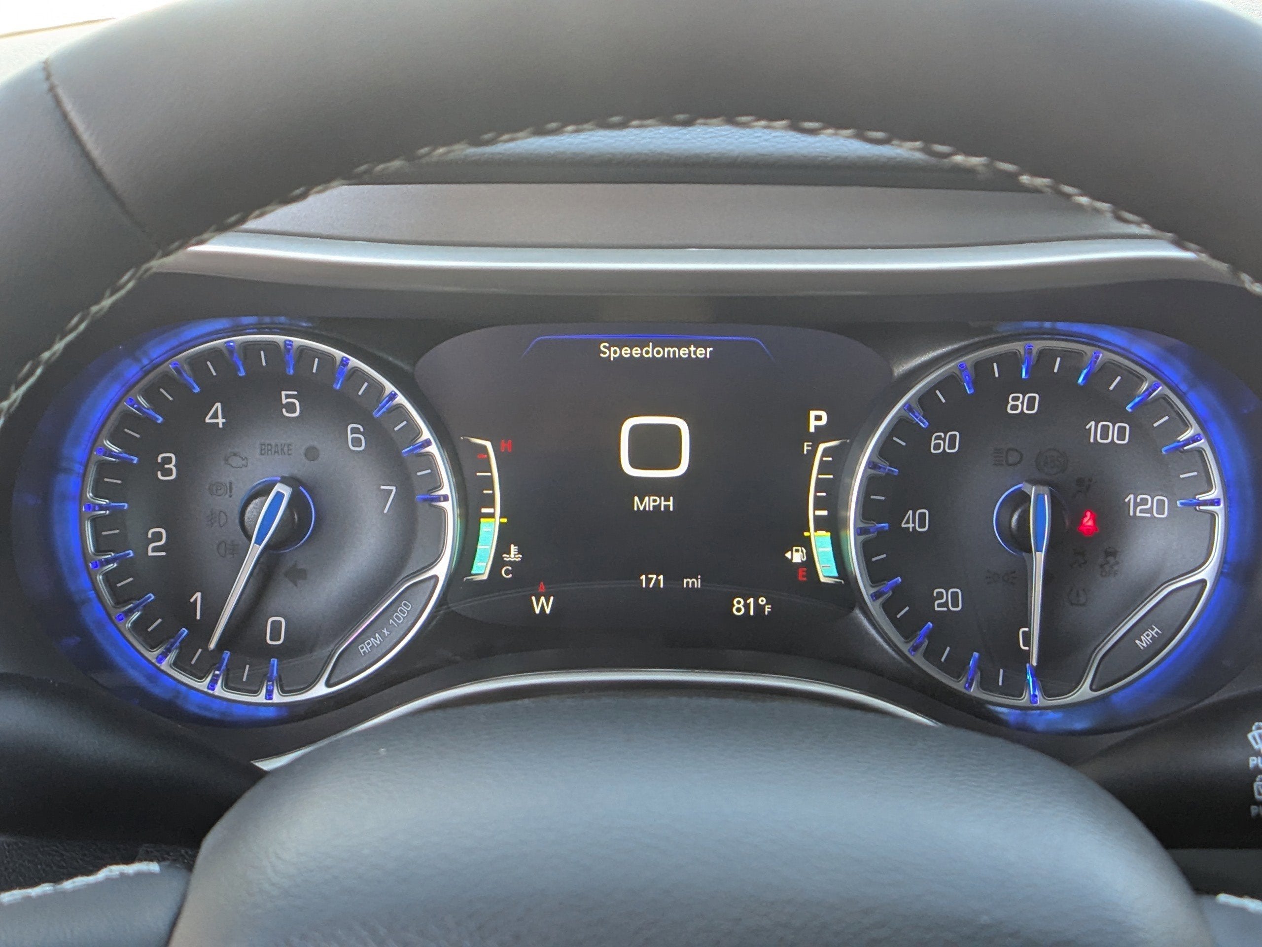 2026 Chrysler Voyager LX