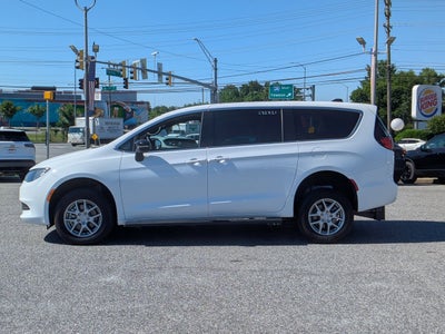 2026 Chrysler Voyager LX