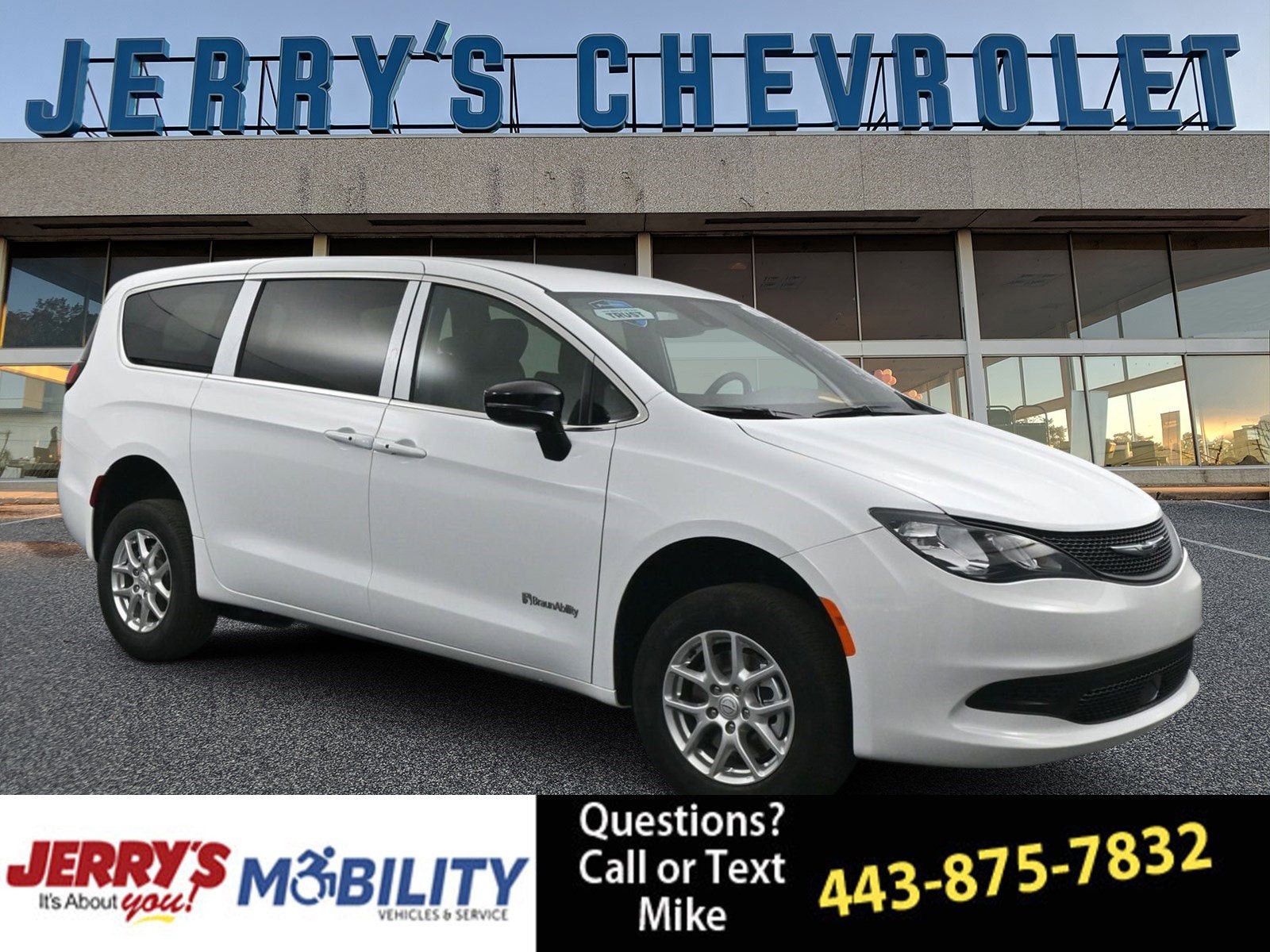 2025 Chrysler Voyager LX