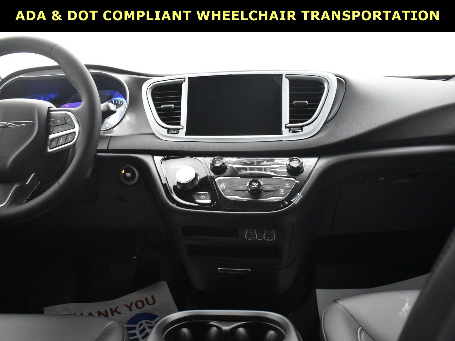 2025 Chrysler Voyager LX