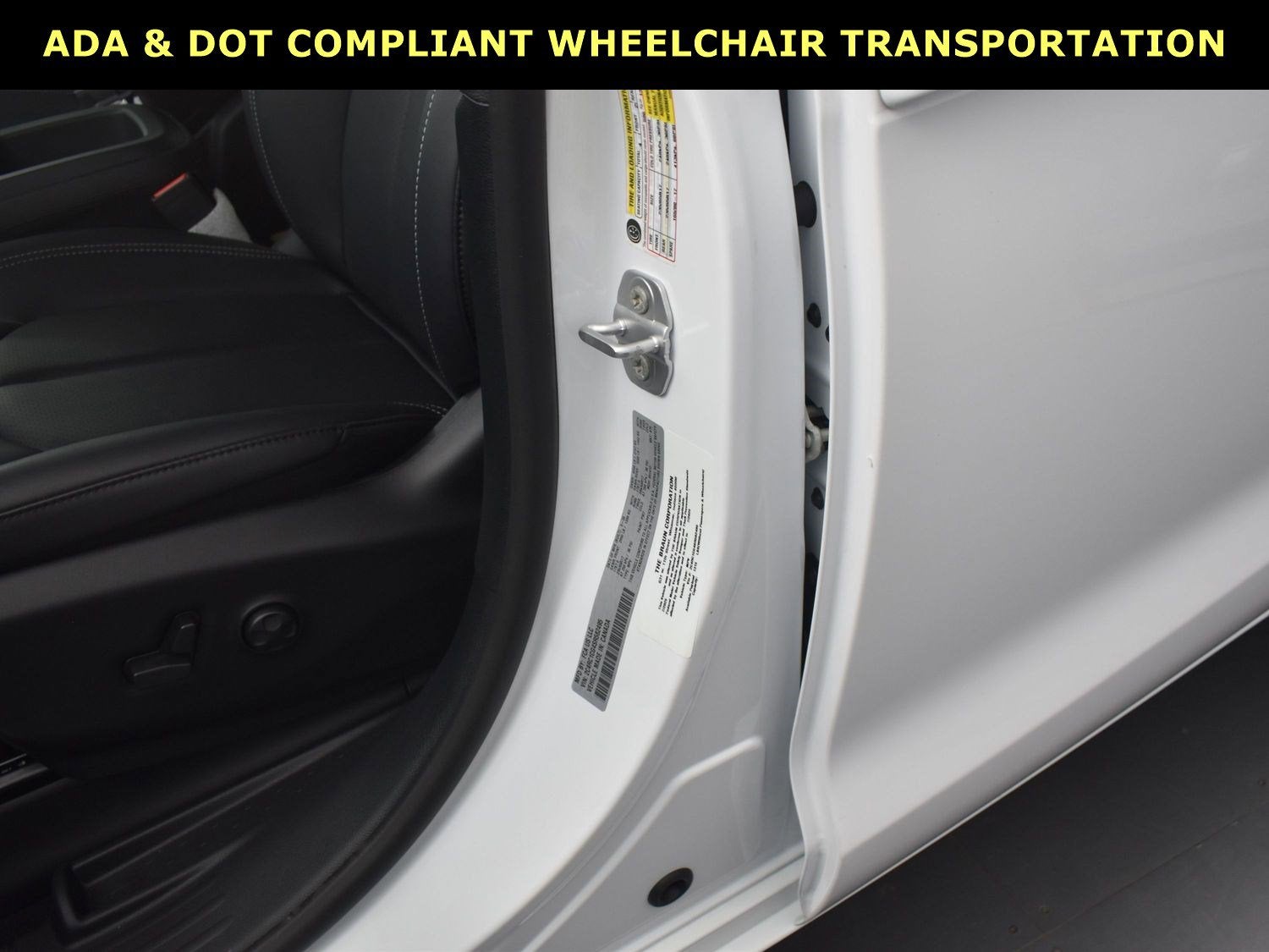 2025 Chrysler Voyager LX