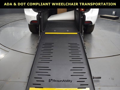 2025 Chrysler Voyager LX