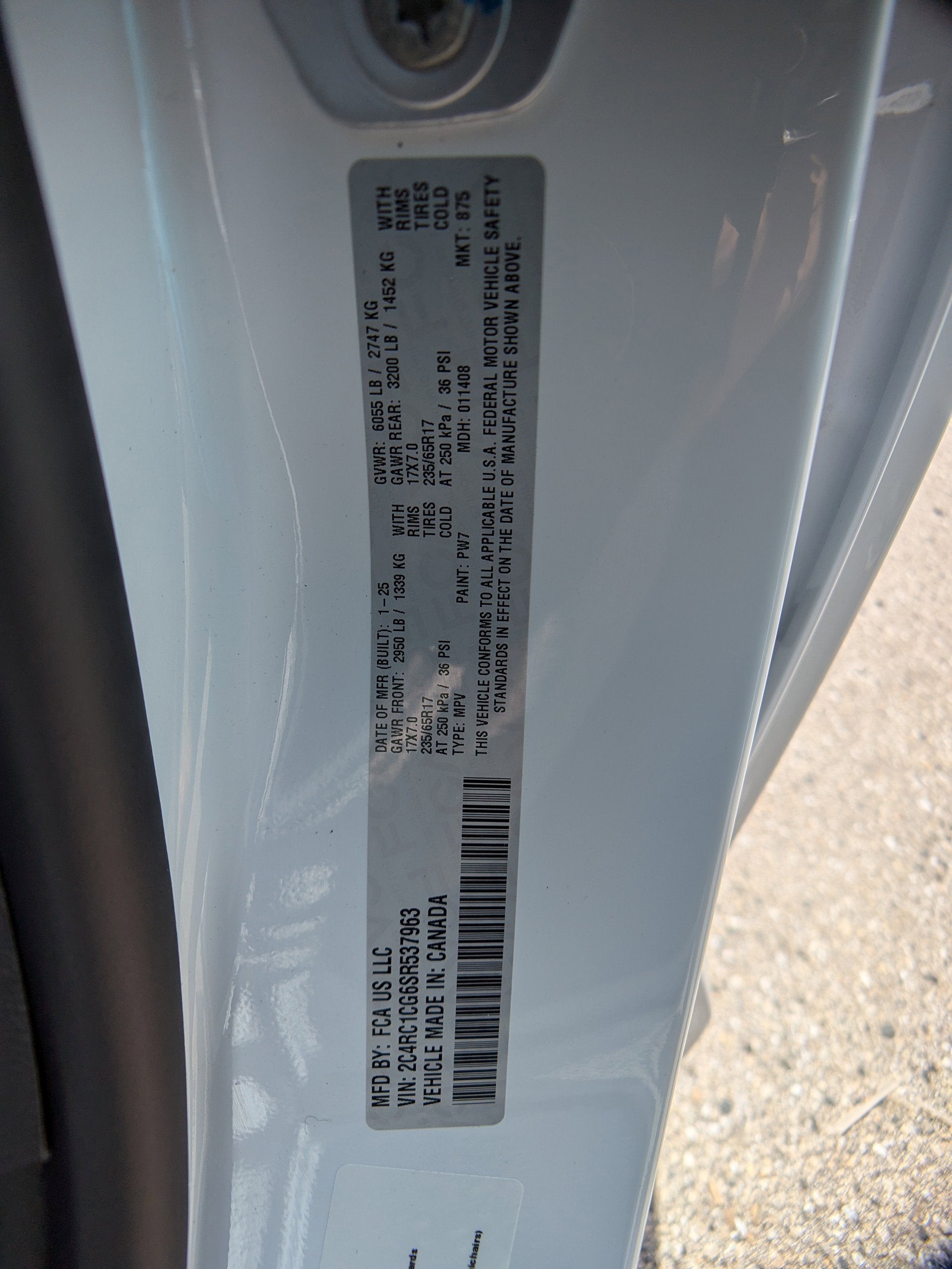 2025 Chrysler Voyager LX