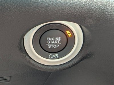 2025 Chrysler Voyager LX