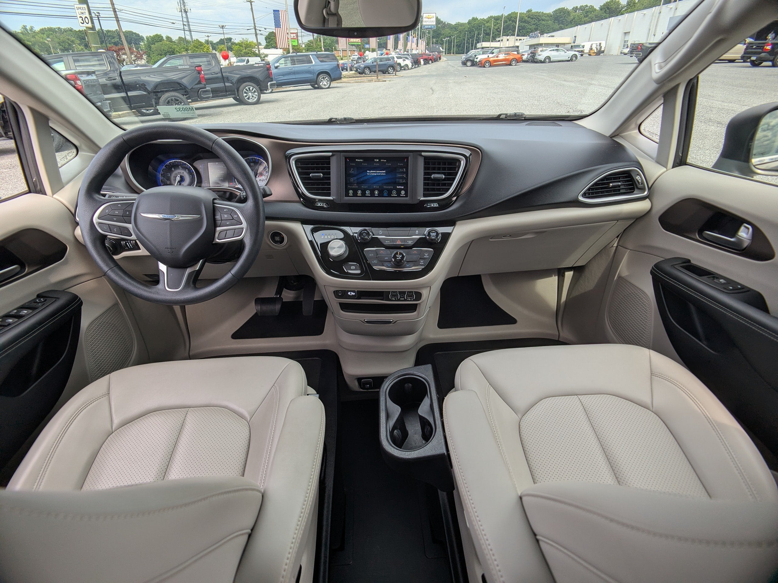 2021 Chrysler Voyager LXI