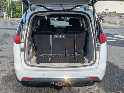 2020 Chrysler Pacifica Touring