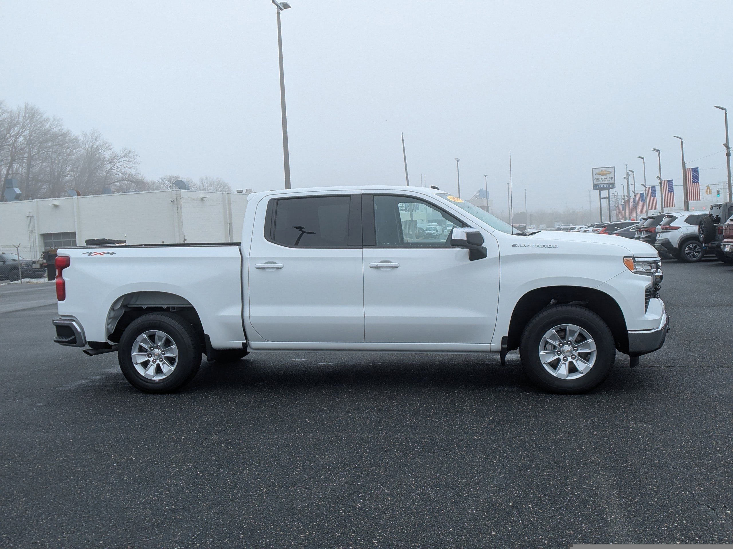 2025 Chevrolet Silverado 1500 LT