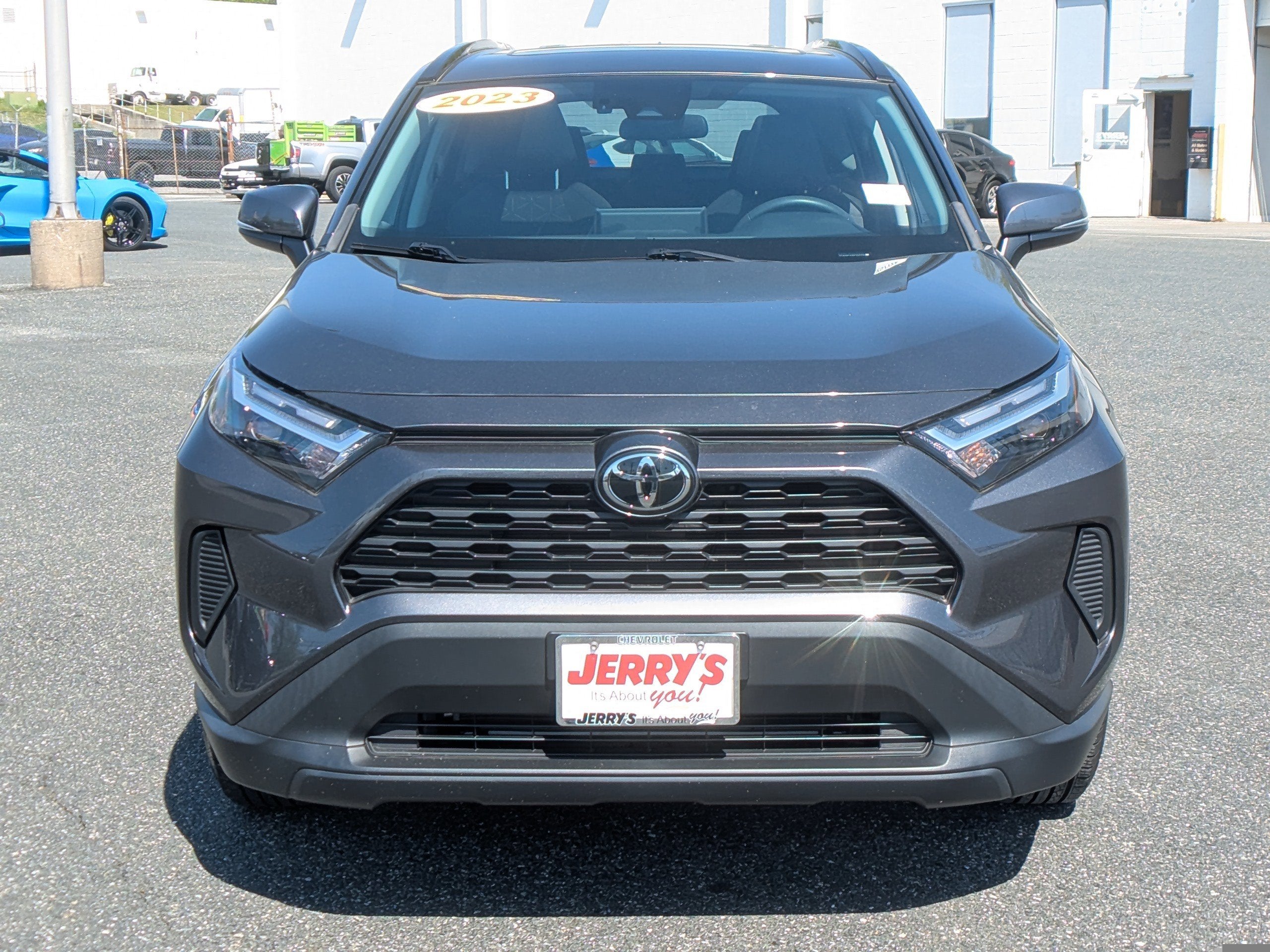 2023 Toyota RAV4 XLE