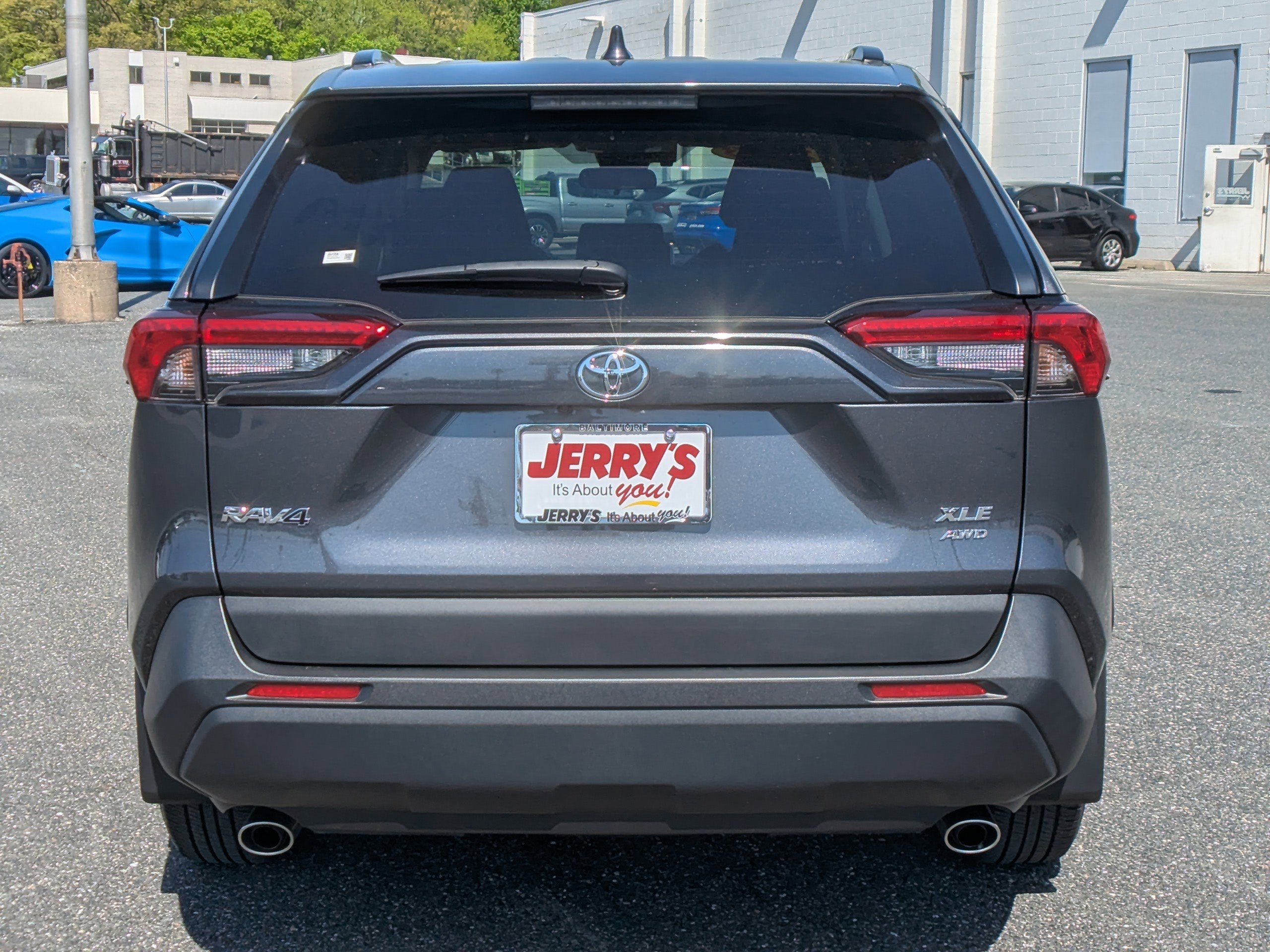 2023 Toyota RAV4 XLE