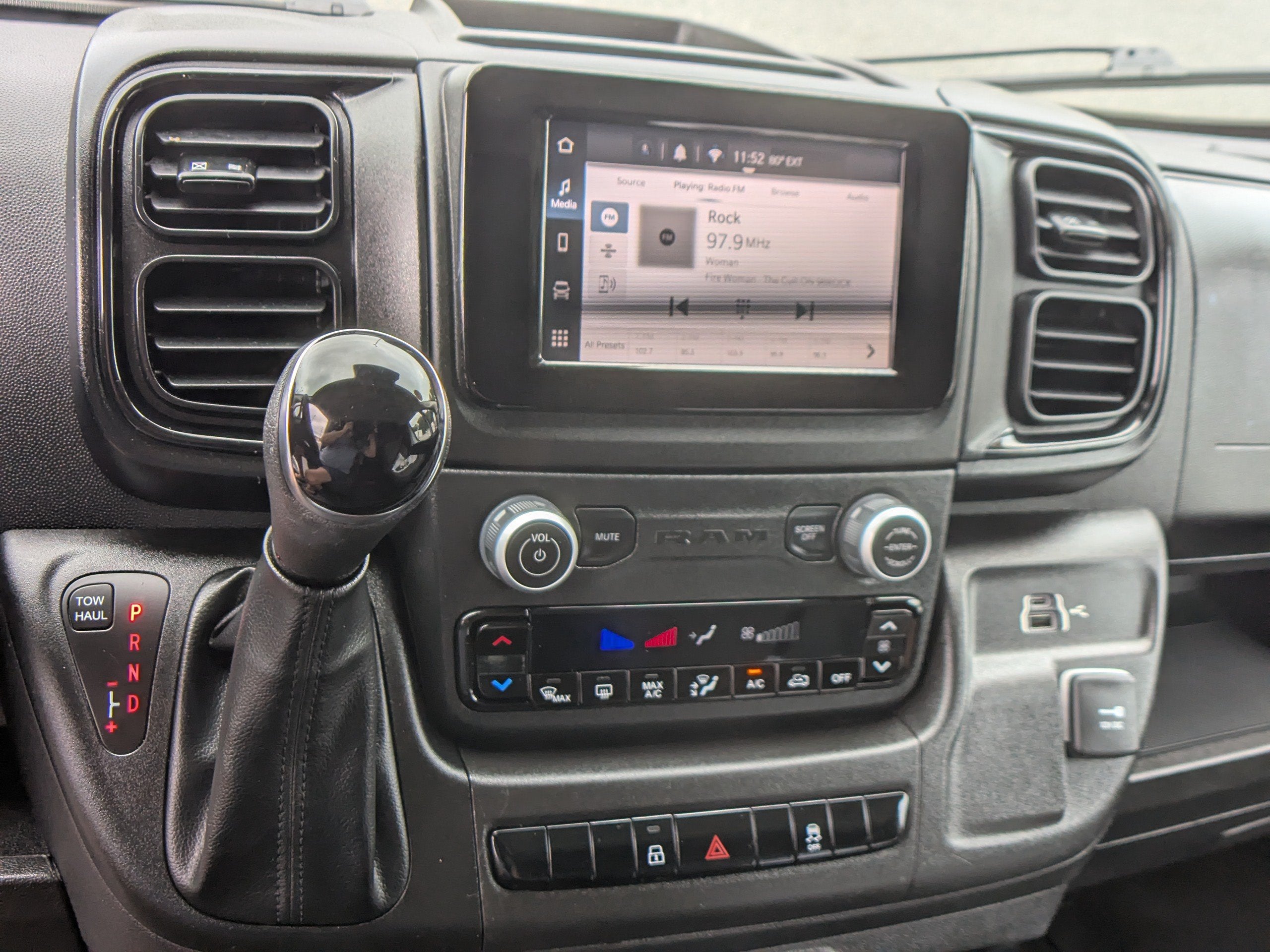 2025 RAM ProMaster Cargo Van Tradesman