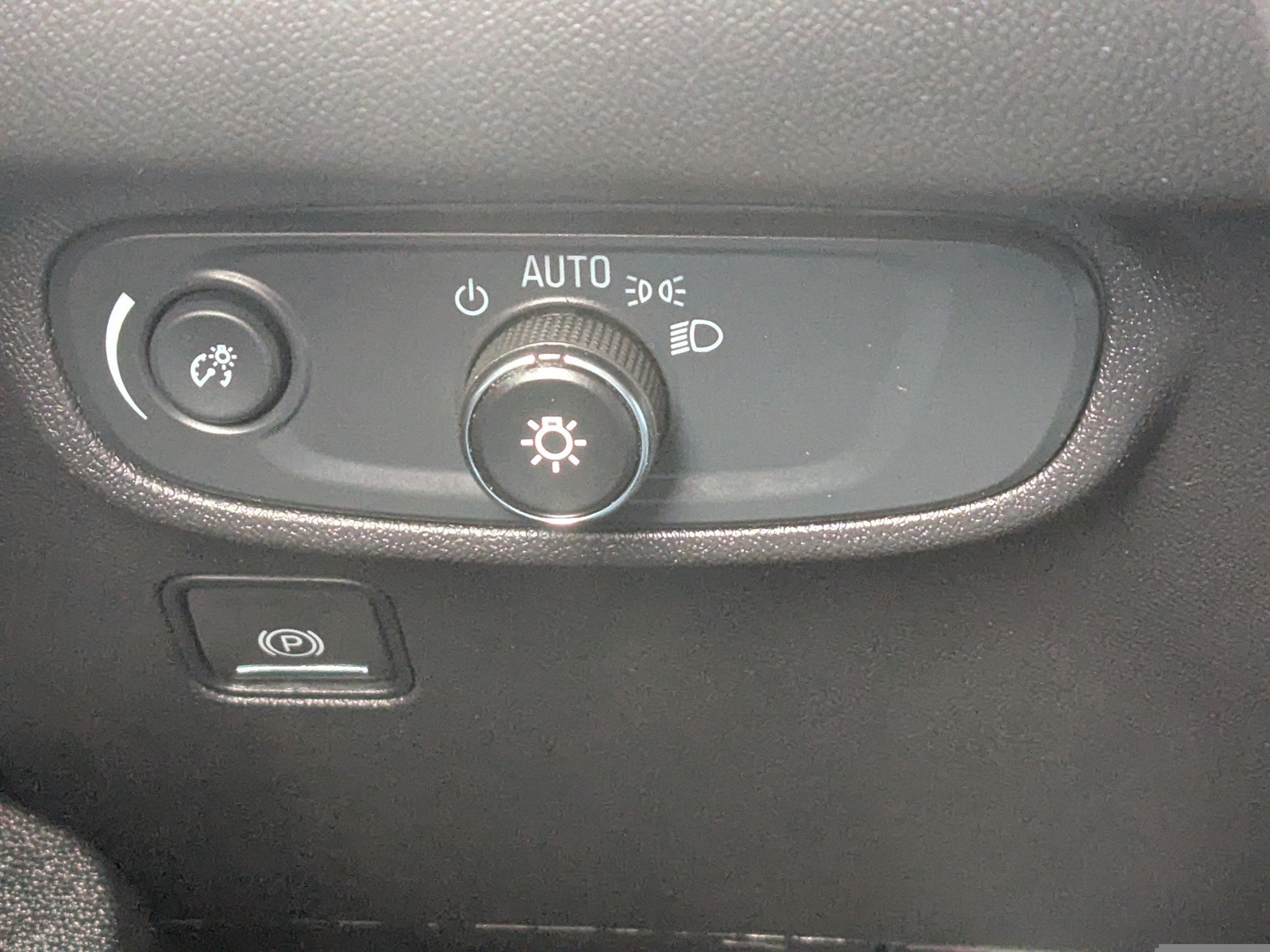 2024 GMC Terrain SLE - Photo 28