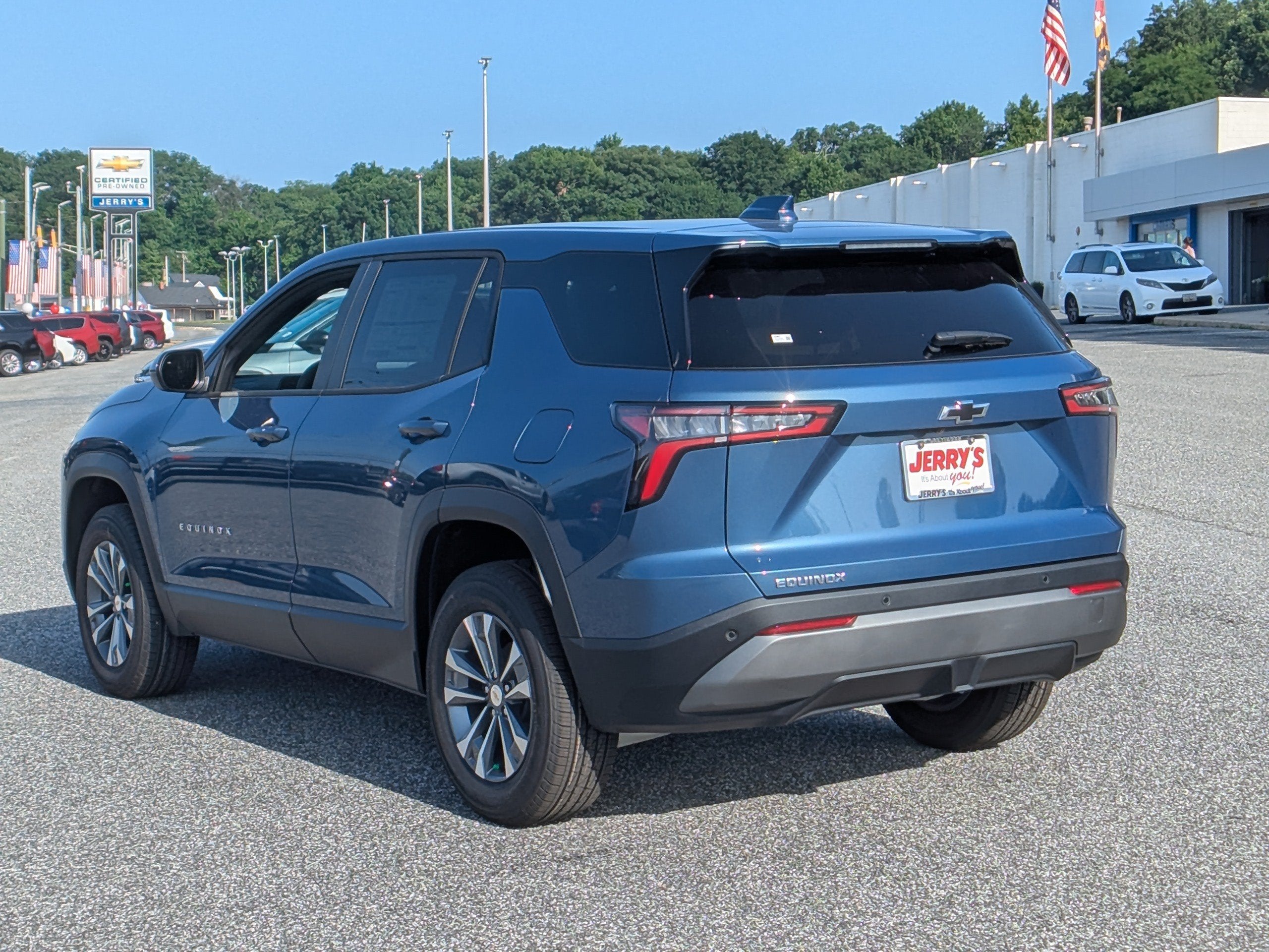 2027 Chevrolet Equinox LT