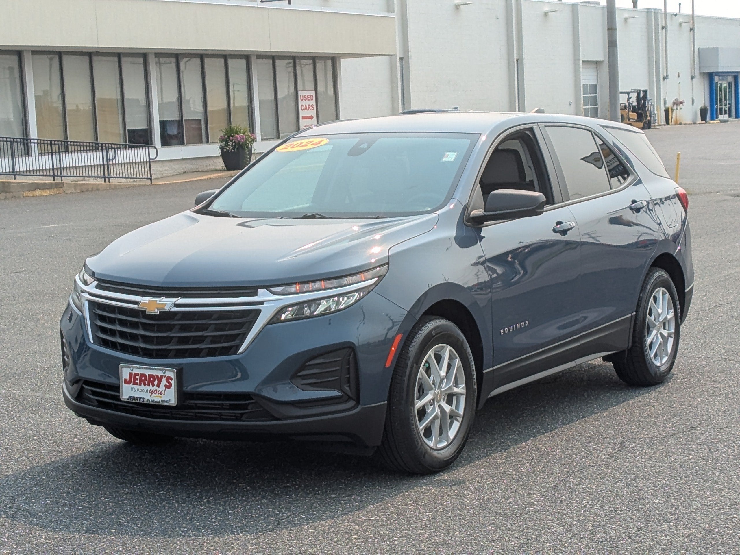 2024 Chevrolet Equinox LS