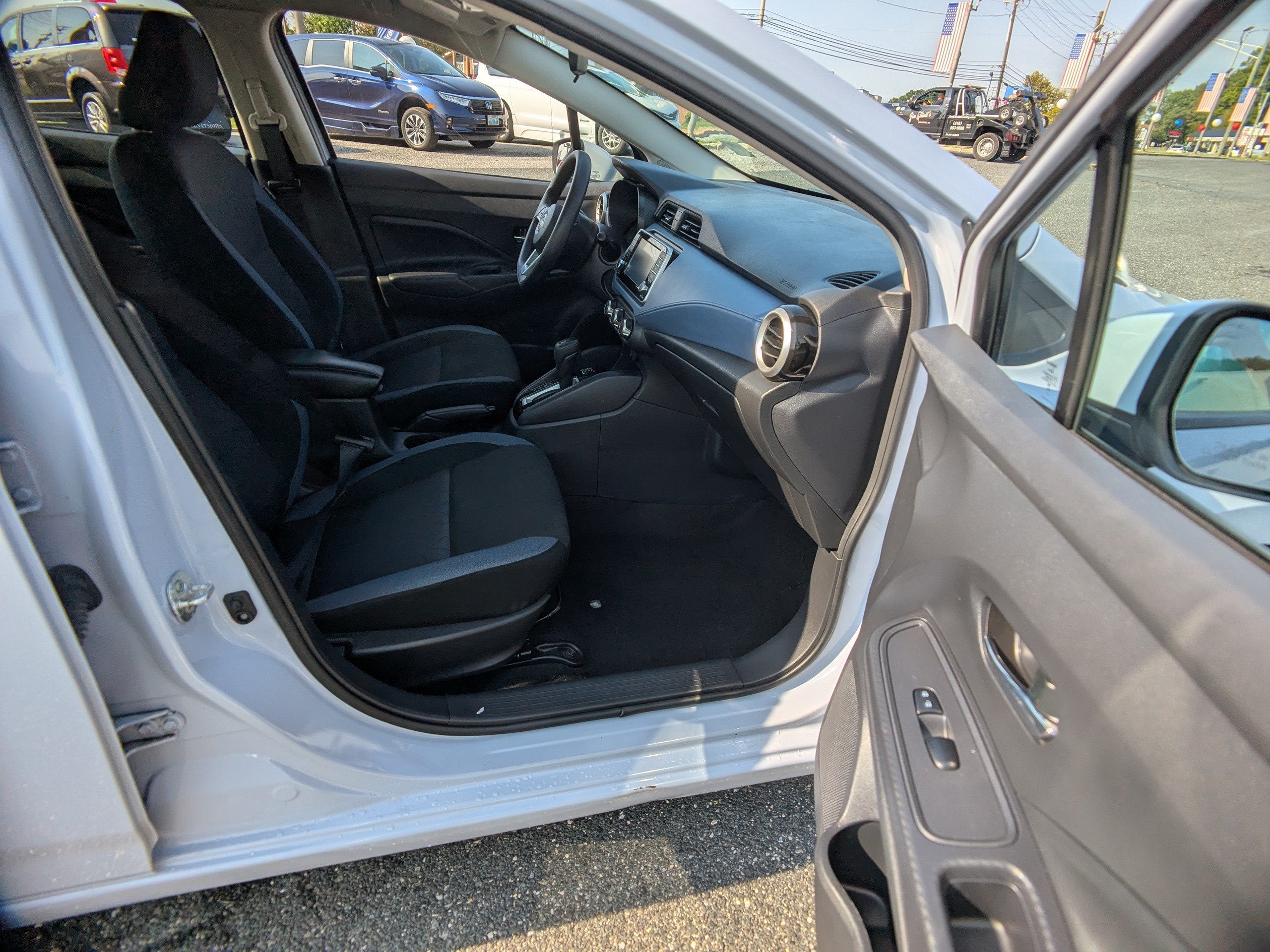 2024 Nissan Versa SV