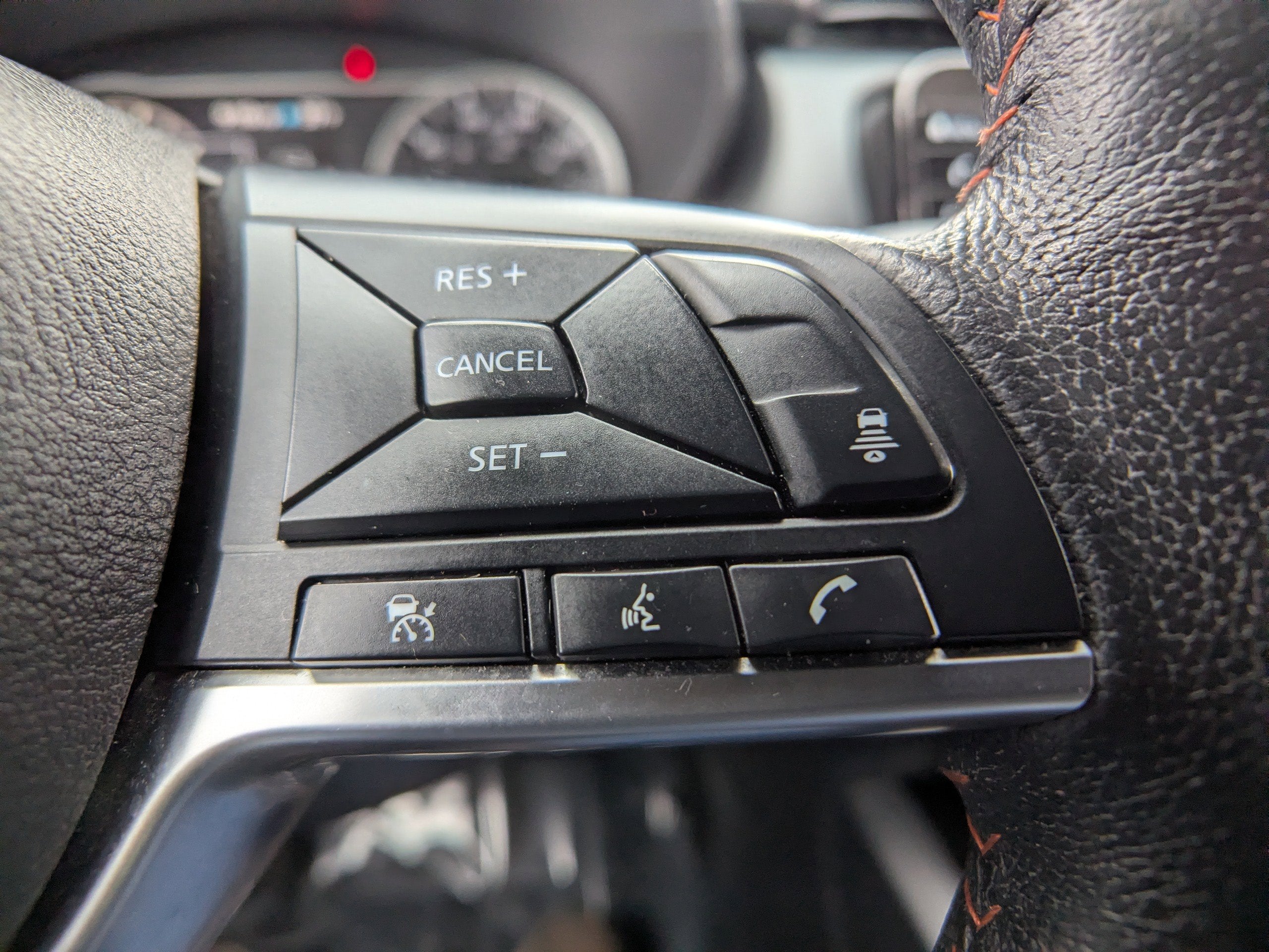 2024 Nissan Versa SR