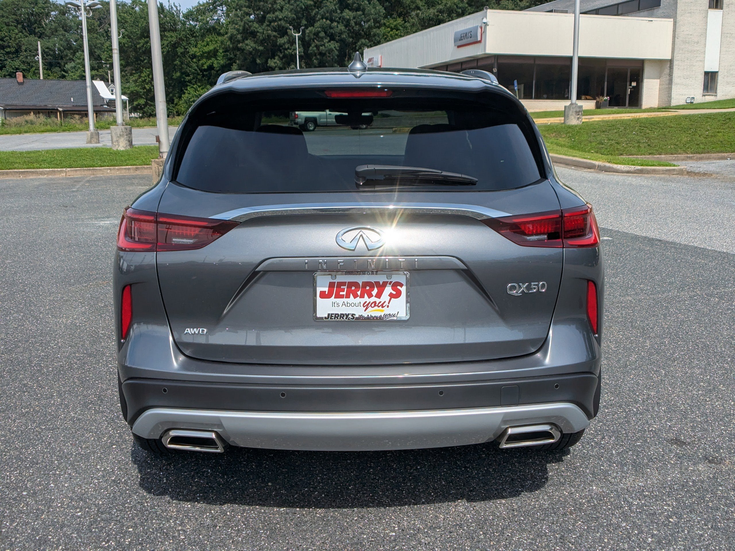 2023 INFINITI QX50 LUXE
