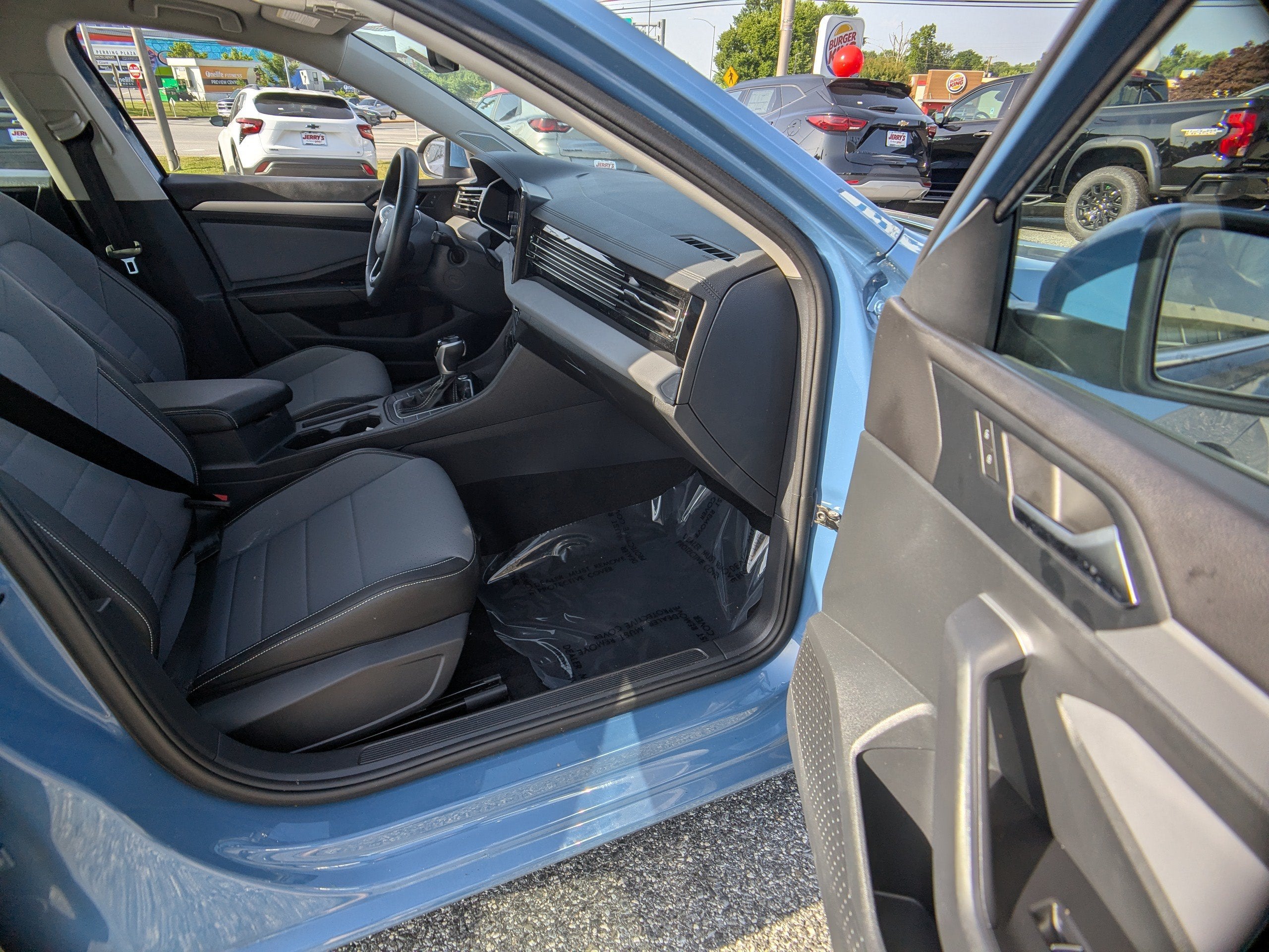 2025 Volkswagen Jetta SE