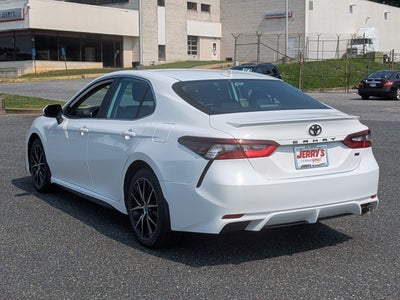 2024 Toyota Camry SE