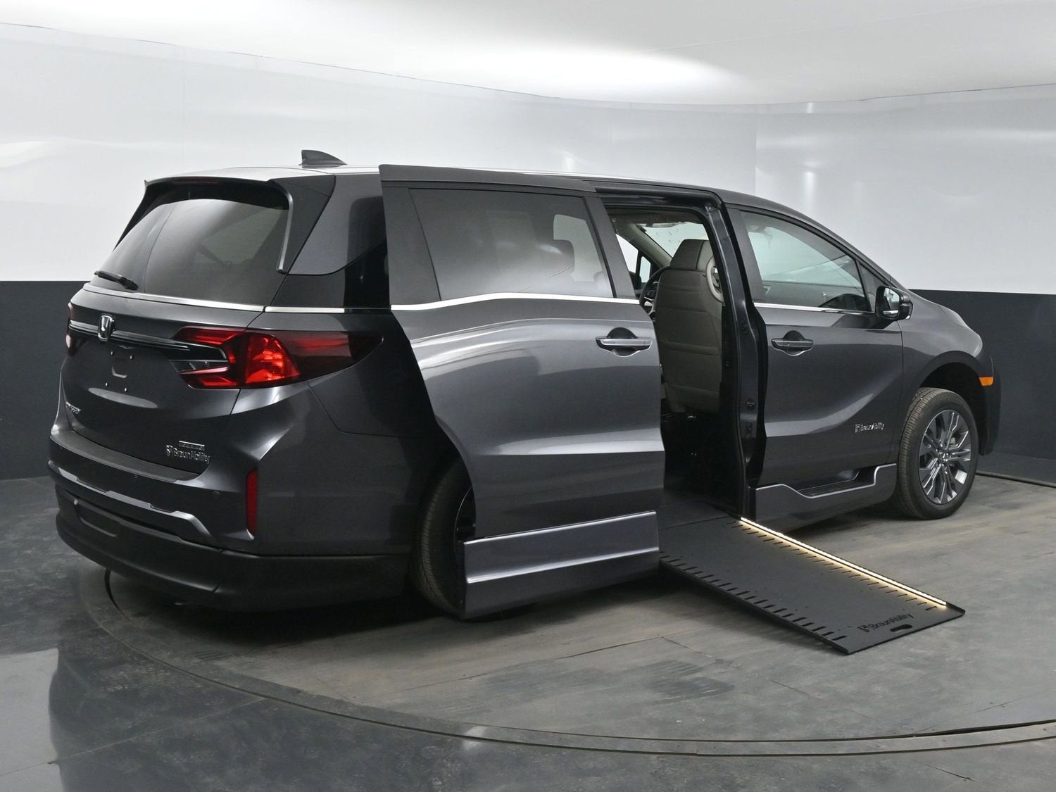 2026 Honda Odyssey Touring