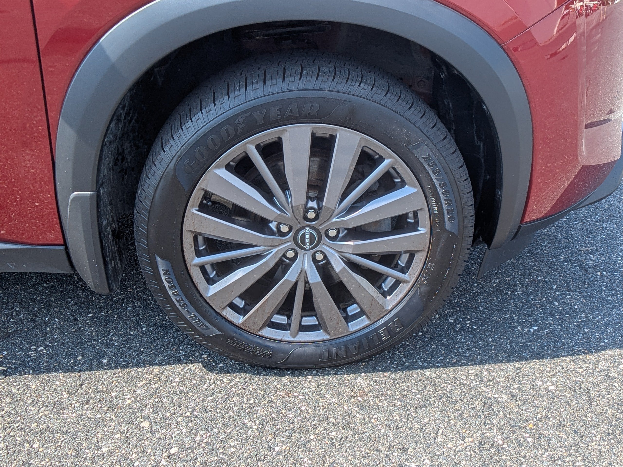 2023 Nissan Pathfinder SL 4WD