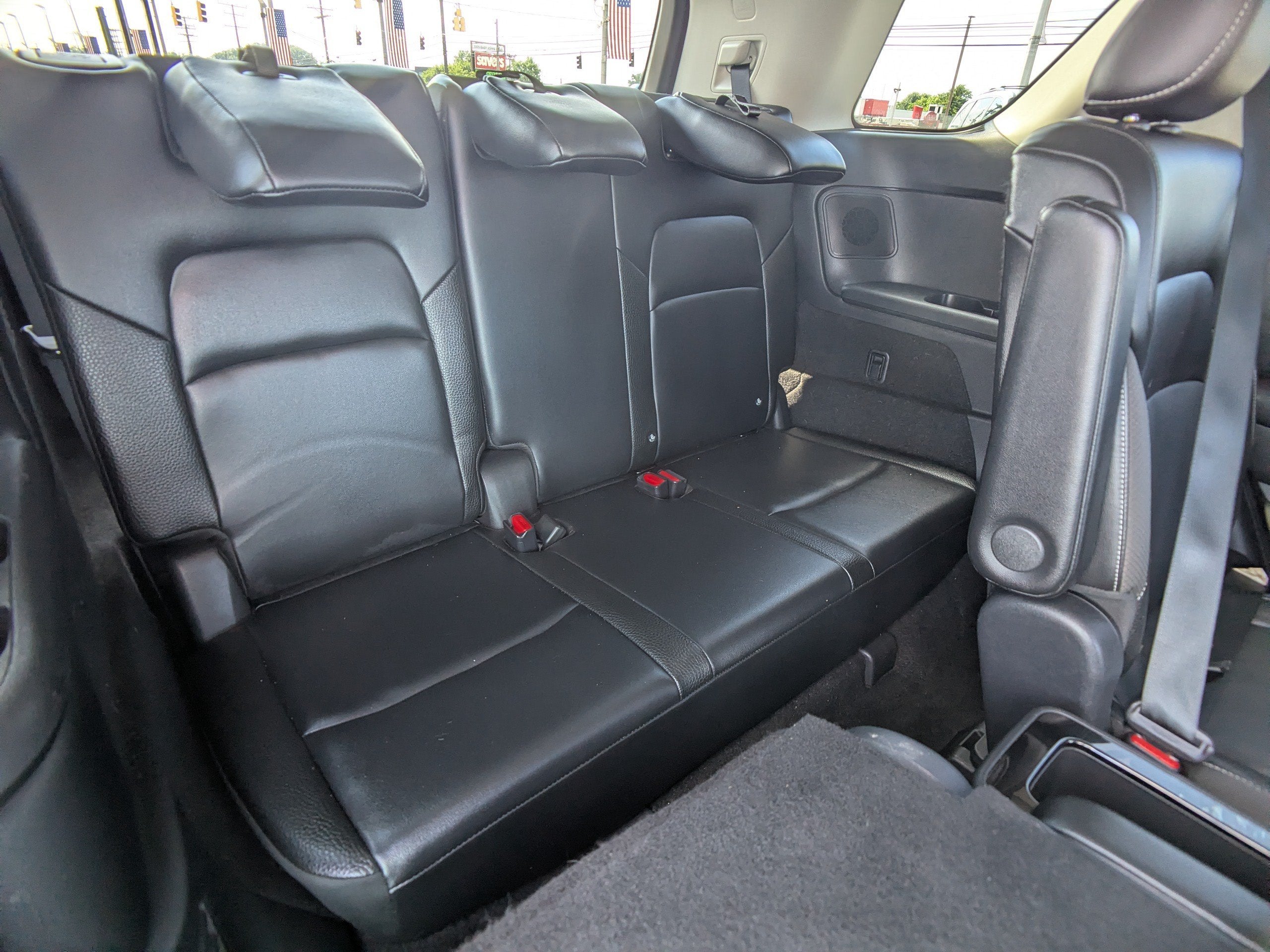 2023 Nissan Pathfinder SL 4WD