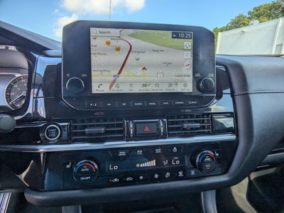 2023 Nissan Pathfinder SL 4WD