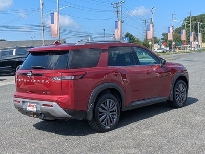 2023 Nissan Pathfinder SL 4WD