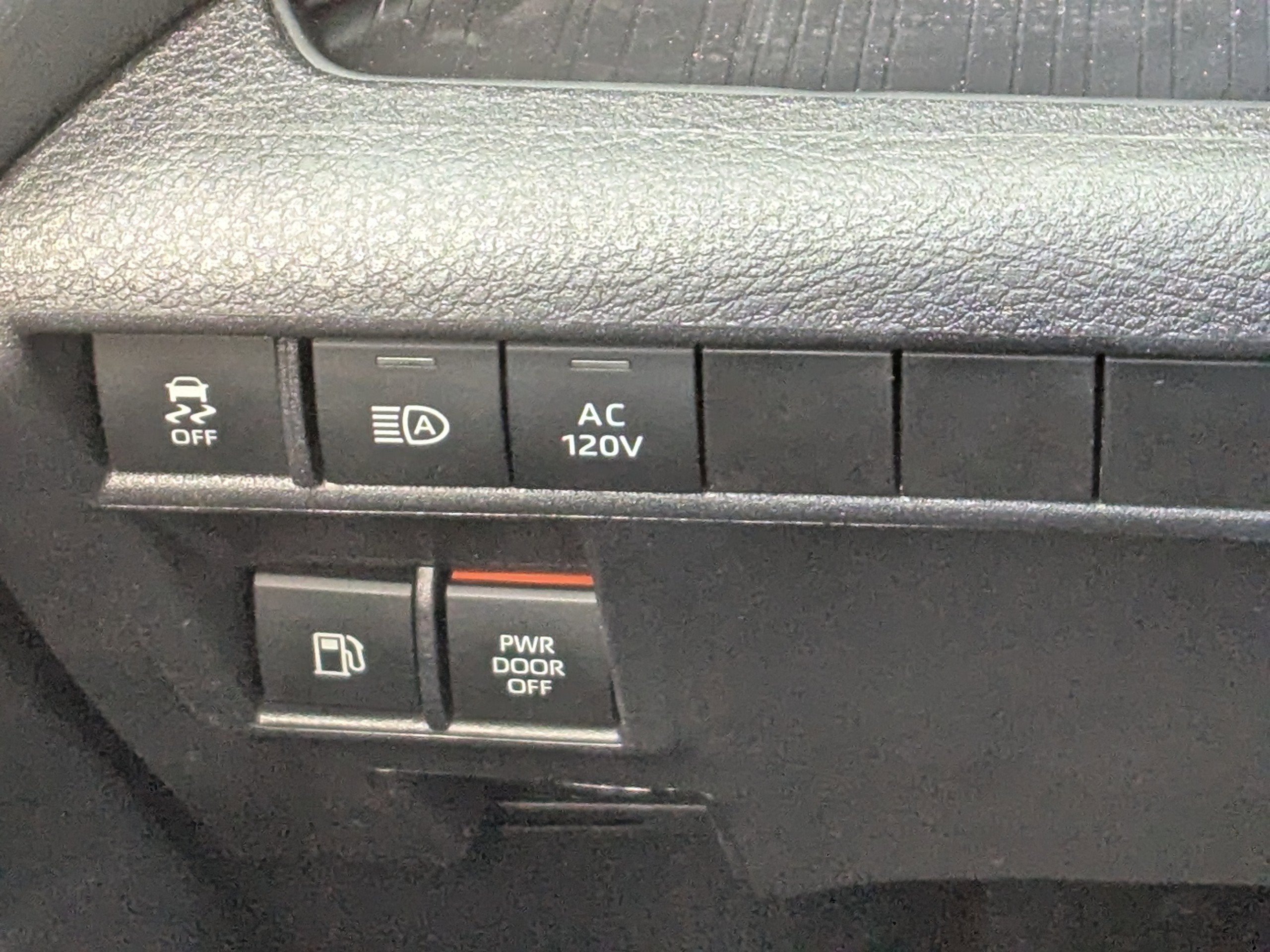 2025 Toyota Sienna XSE