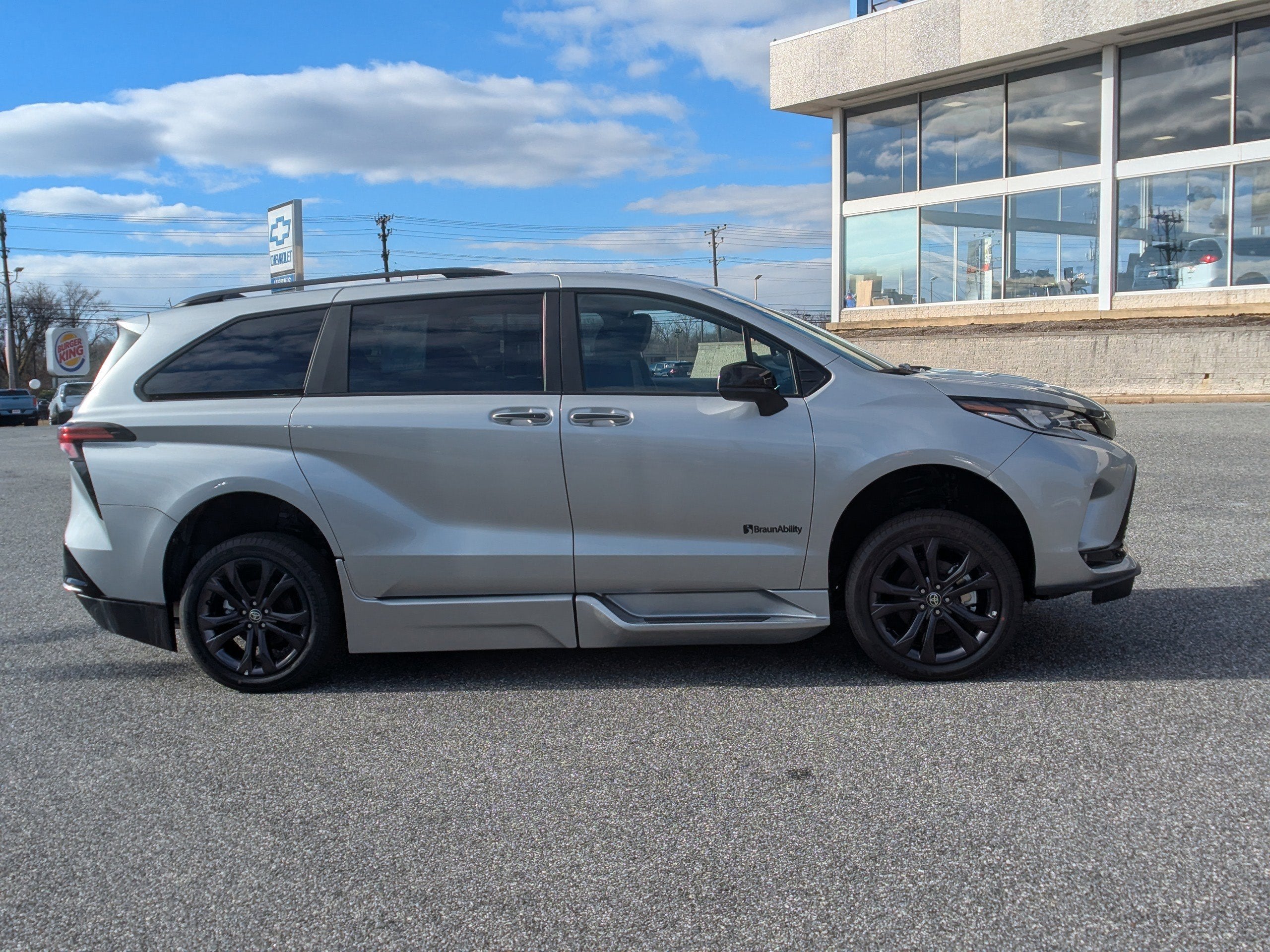 2025 Toyota Sienna XSE