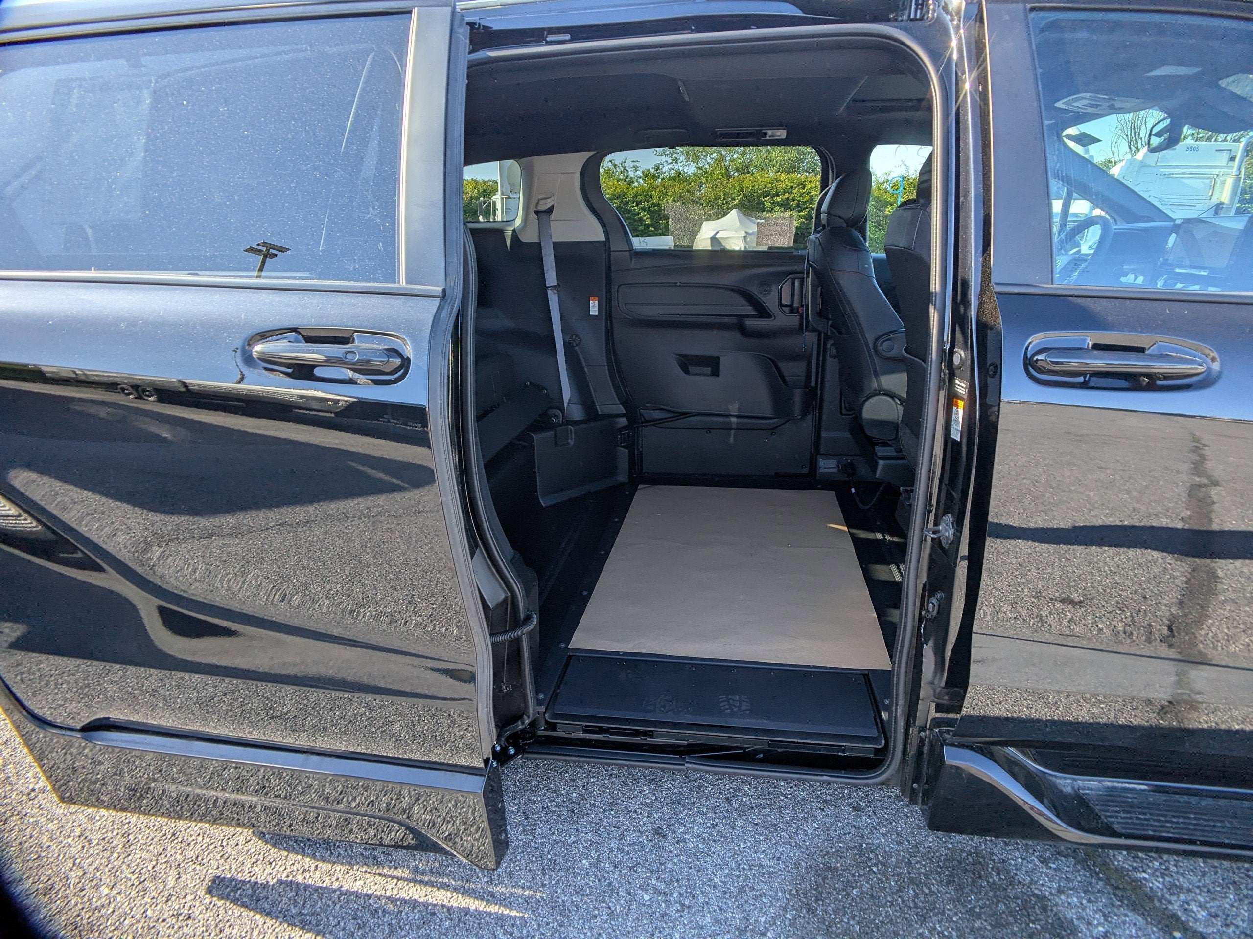 2025 Toyota Sienna XSE