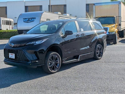 2025 Toyota Sienna XSE