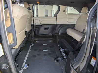 2024 Toyota Sienna XLE