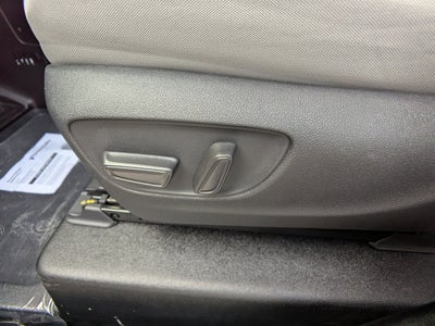 2025 Toyota Sienna LE